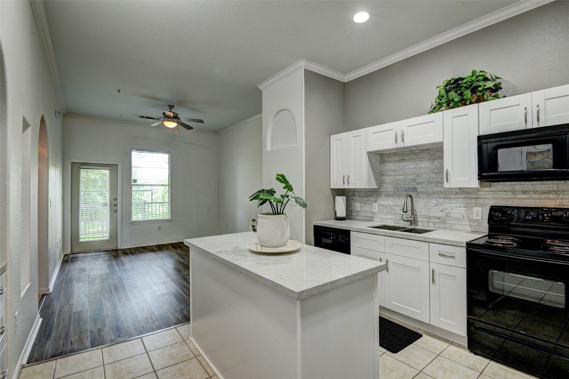 1441 East Street, #107, Houston, TX 77007