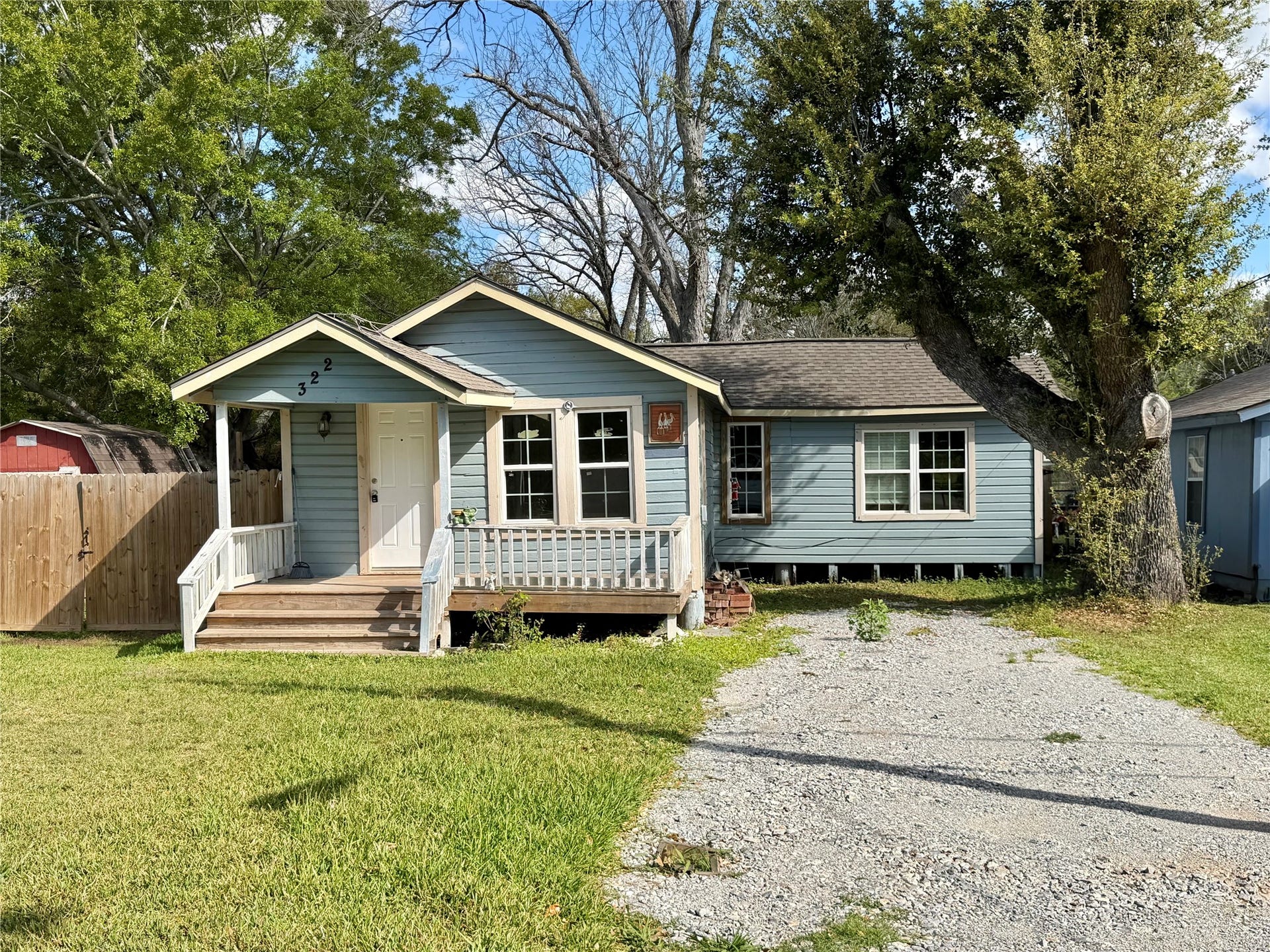 322 Hays Road, Oyster Creek, TX 77541