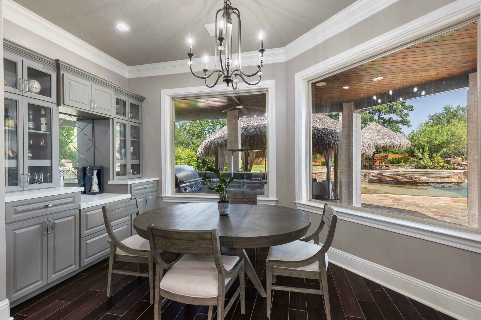 7930 Spring Village Drive, Spring, TX 77389 Custom built in cabinets in breakfast area.