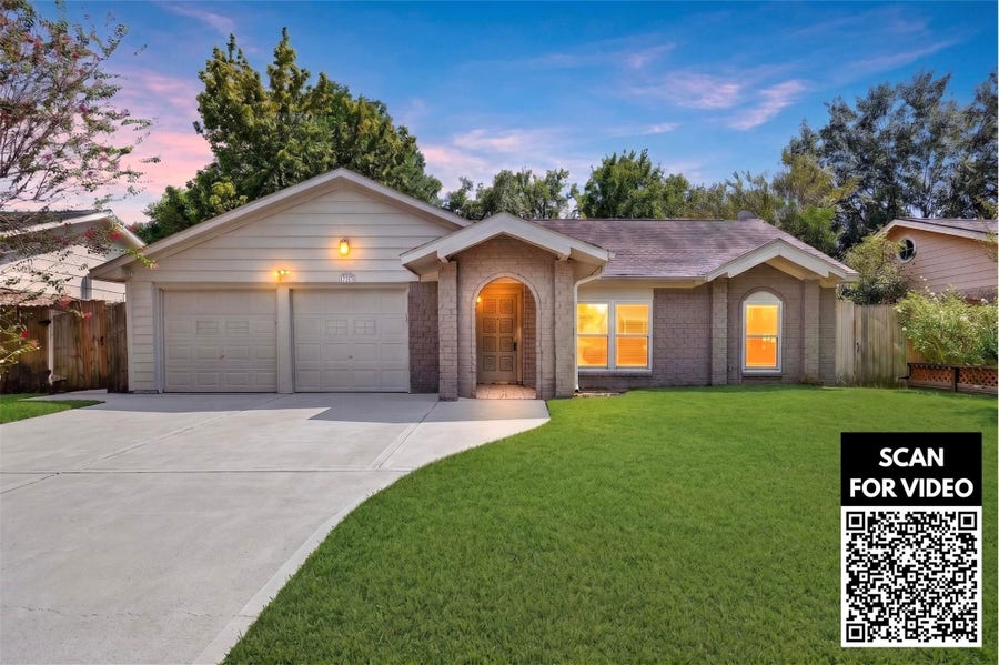 Property photo for 11307 Langdon Lane, Houston, TX