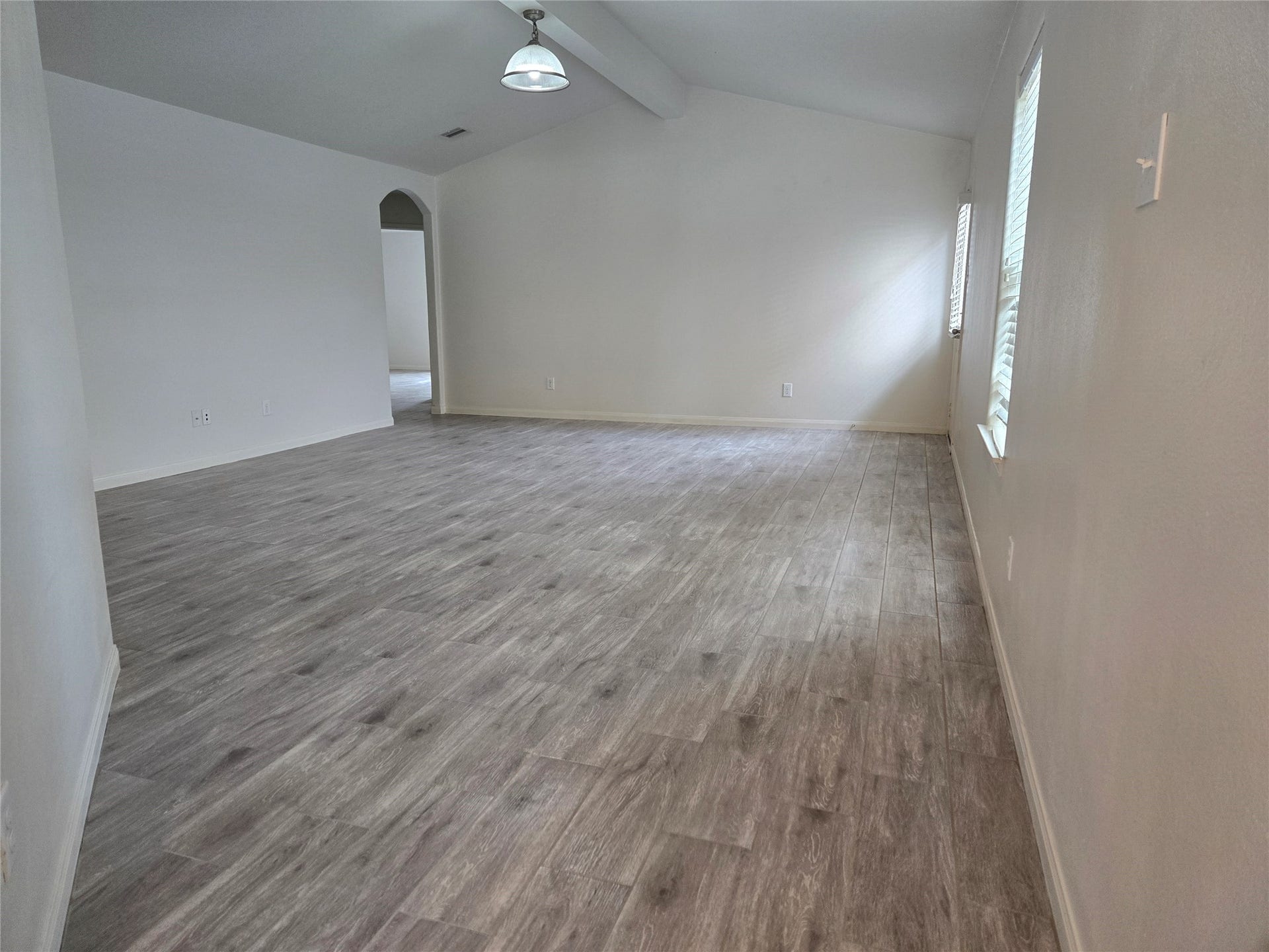9434 Sapphire Creek Lane, Rosharon, TX 77583 9434 Sapphire Creek Lane, Rosharon, TX 77583