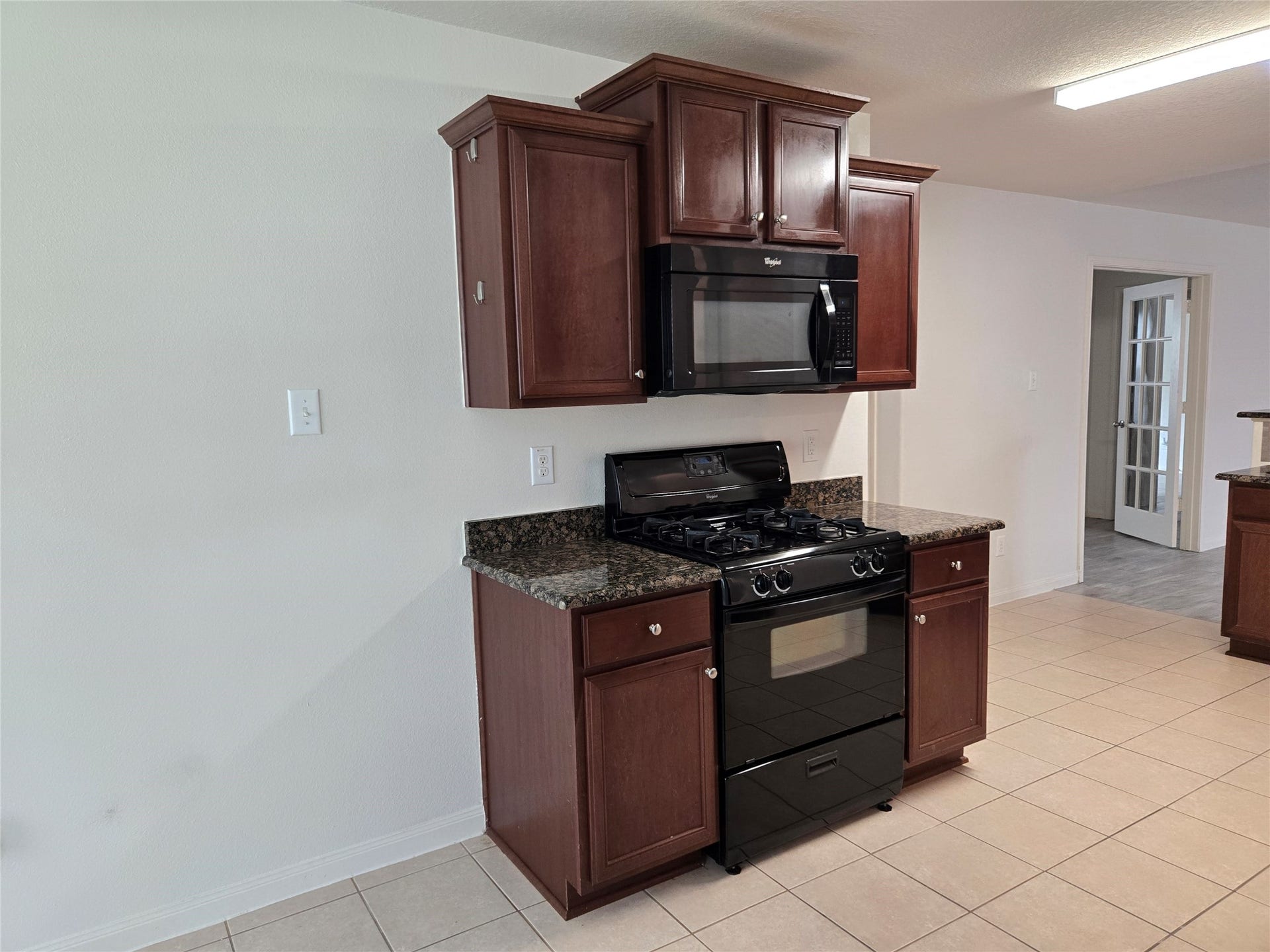 9434 Sapphire Creek Lane, Rosharon, TX 77583 9434 Sapphire Creek Lane, Rosharon, TX 77583