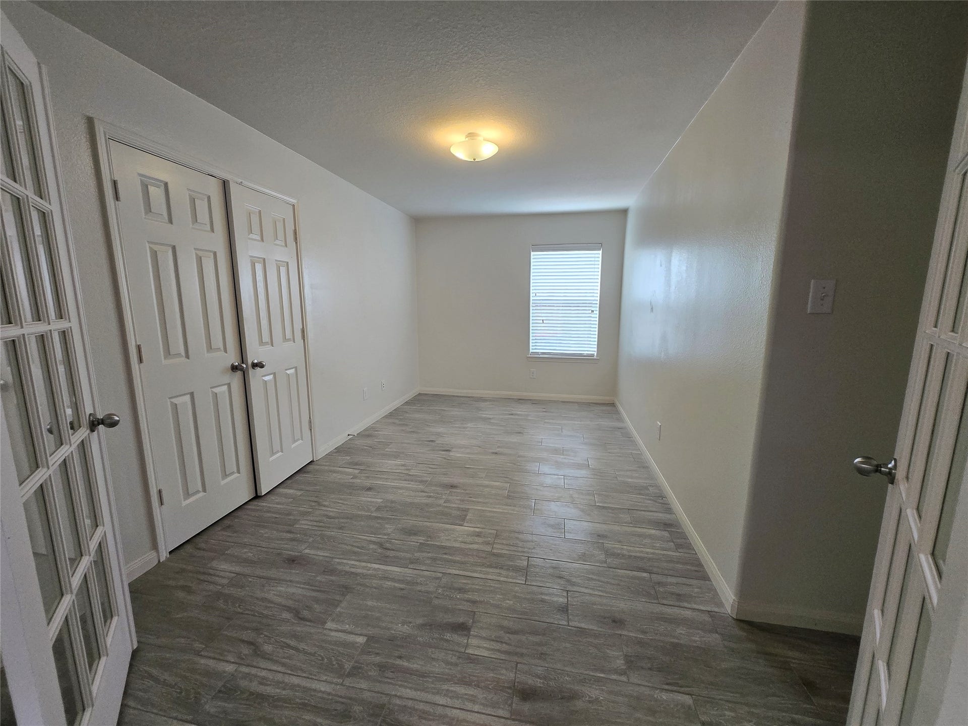 9434 Sapphire Creek Lane, Rosharon, TX 77583 9434 Sapphire Creek Lane, Rosharon, TX 77583