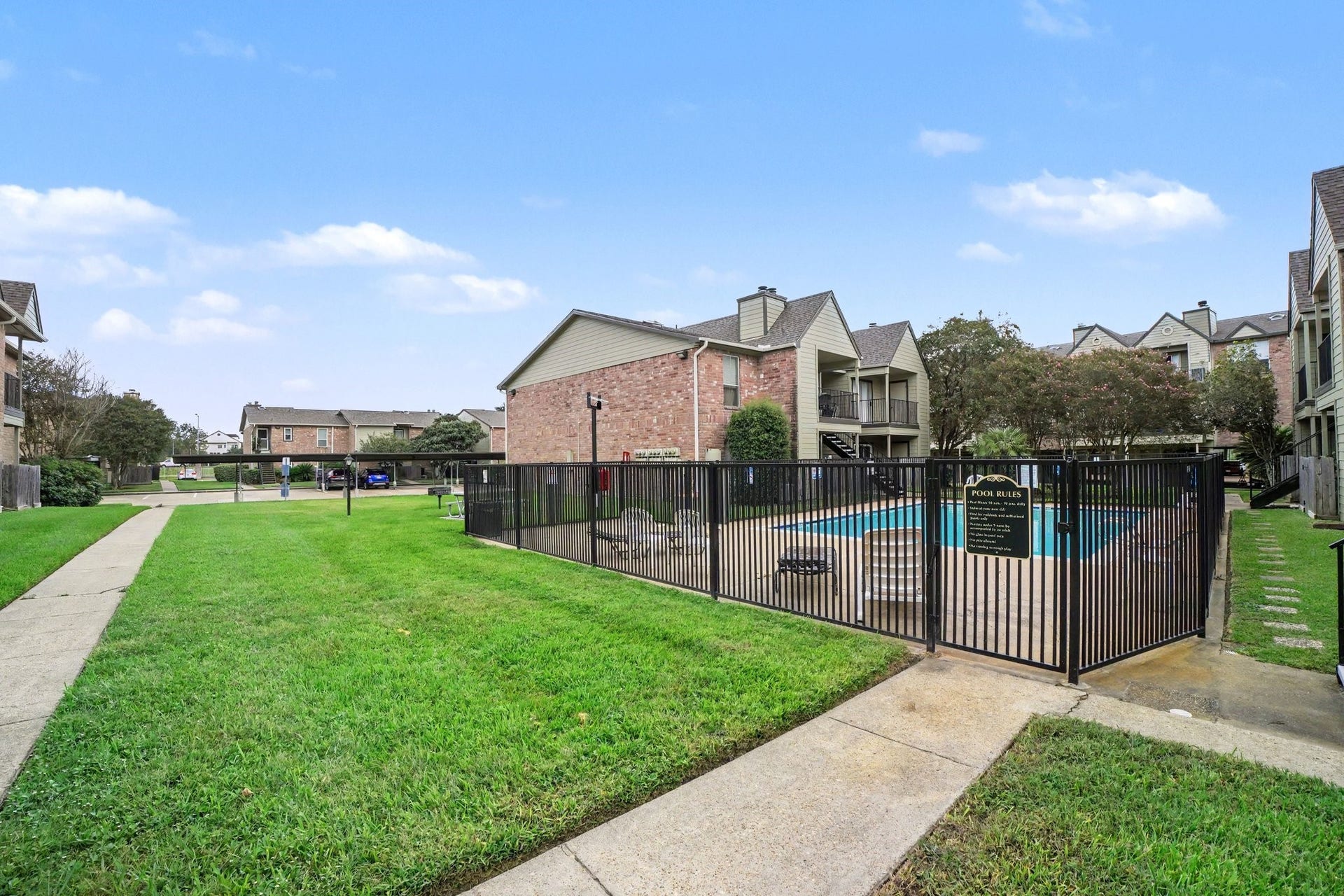 18800 Egret Bay Boulevard, #703, Webster, TX 77058