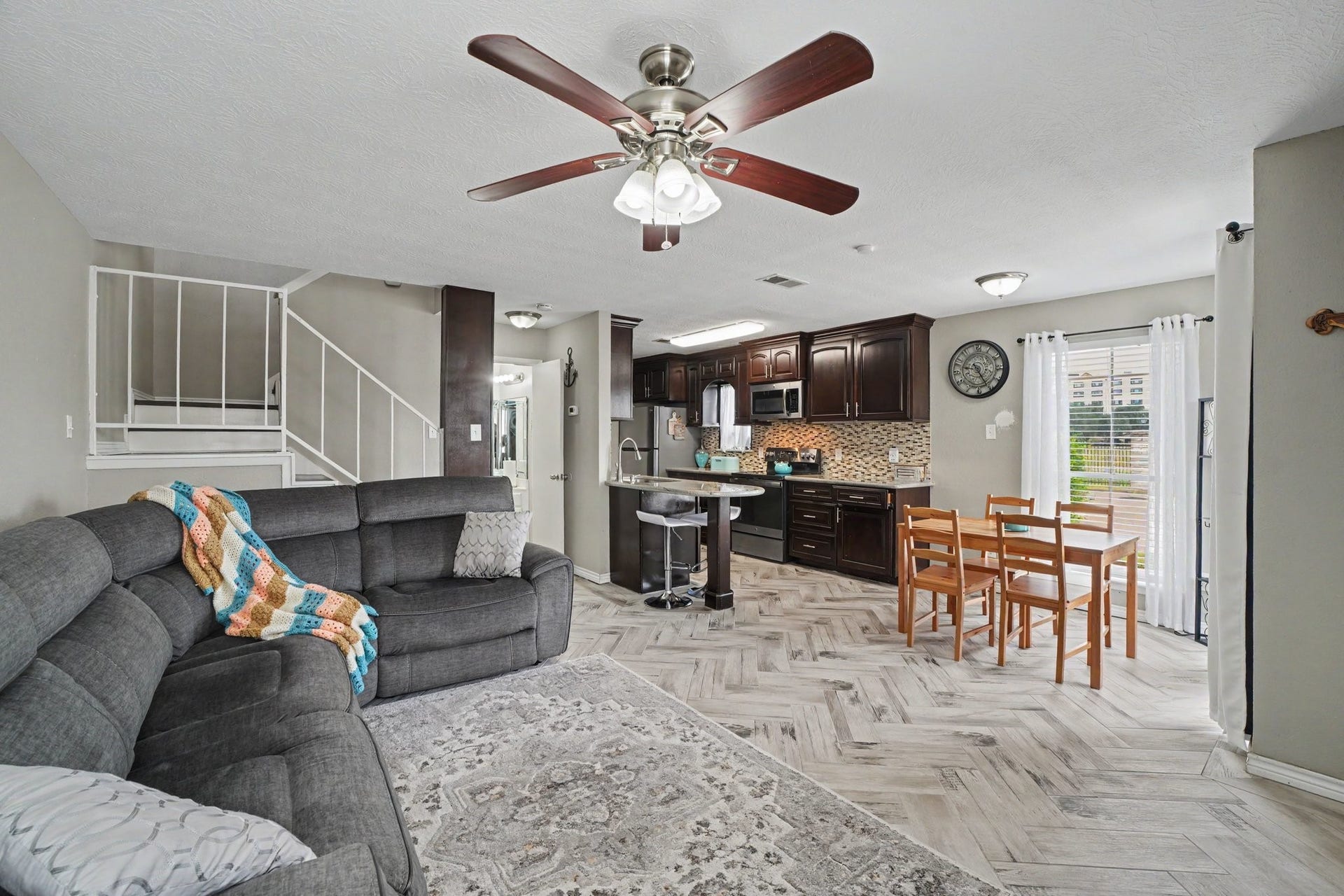 18800 Egret Bay Boulevard, #703, Webster, TX 77058