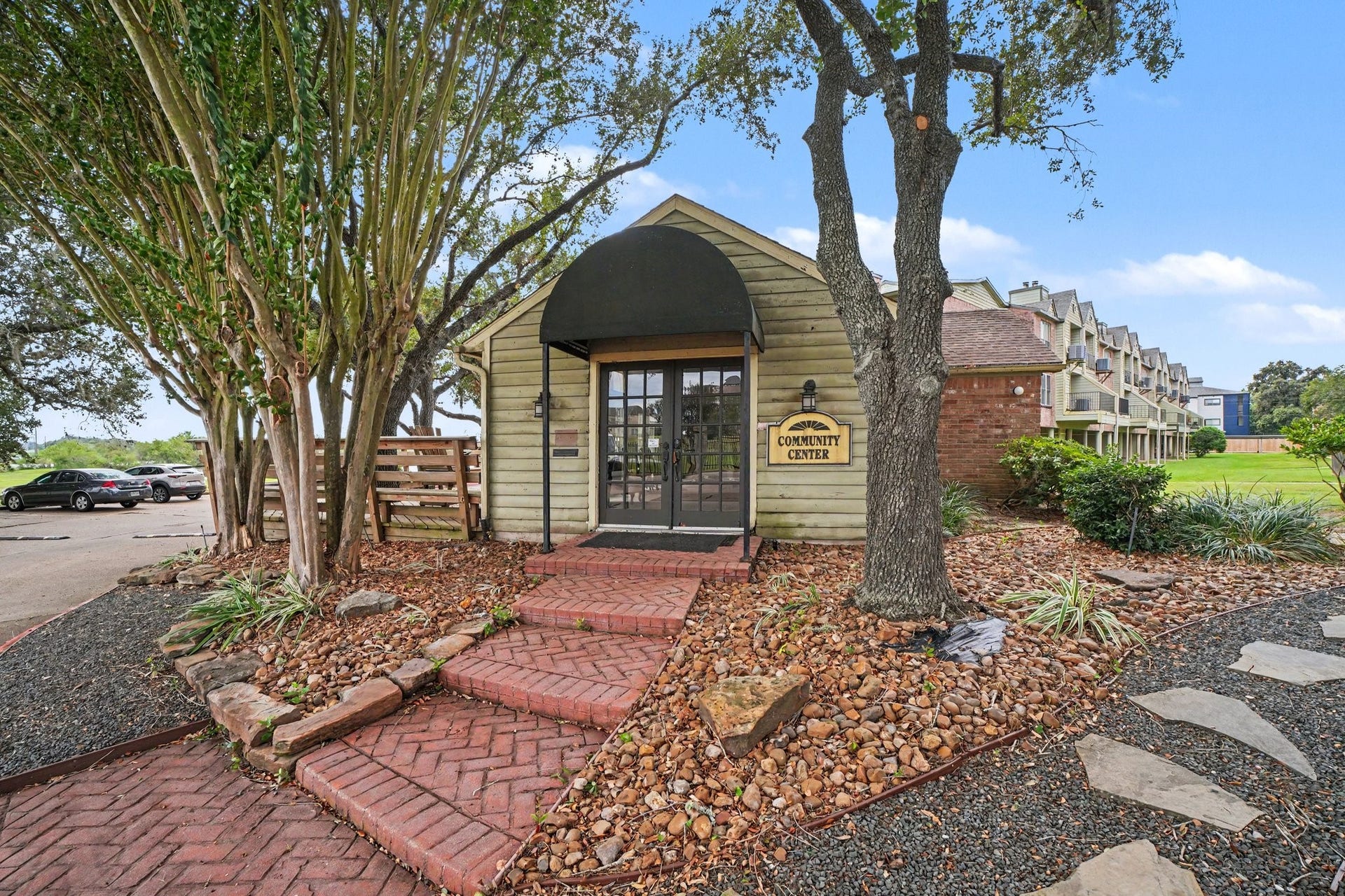 18800 Egret Bay Boulevard, #703, Webster, TX 77058