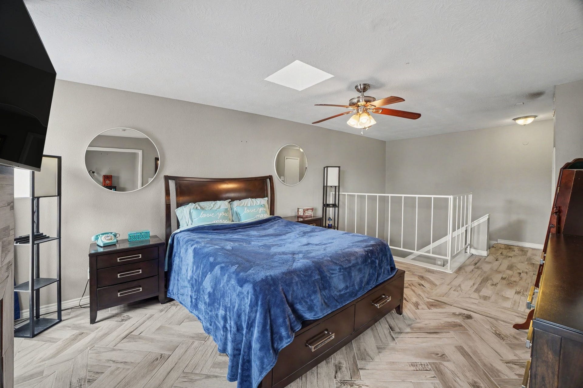 18800 Egret Bay Boulevard, #703, Webster, TX 77058