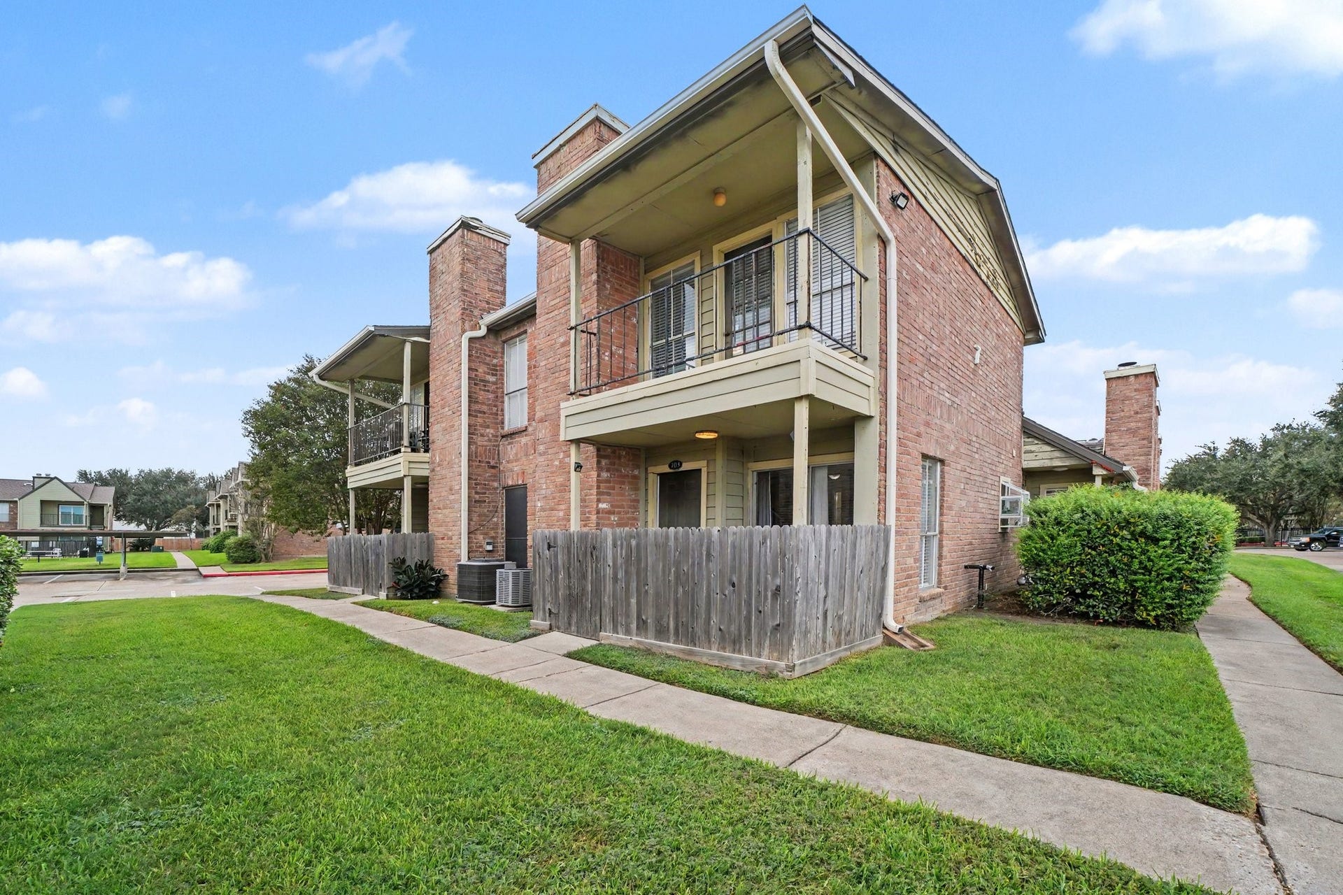 18800 Egret Bay Boulevard, #703, Webster, TX 77058