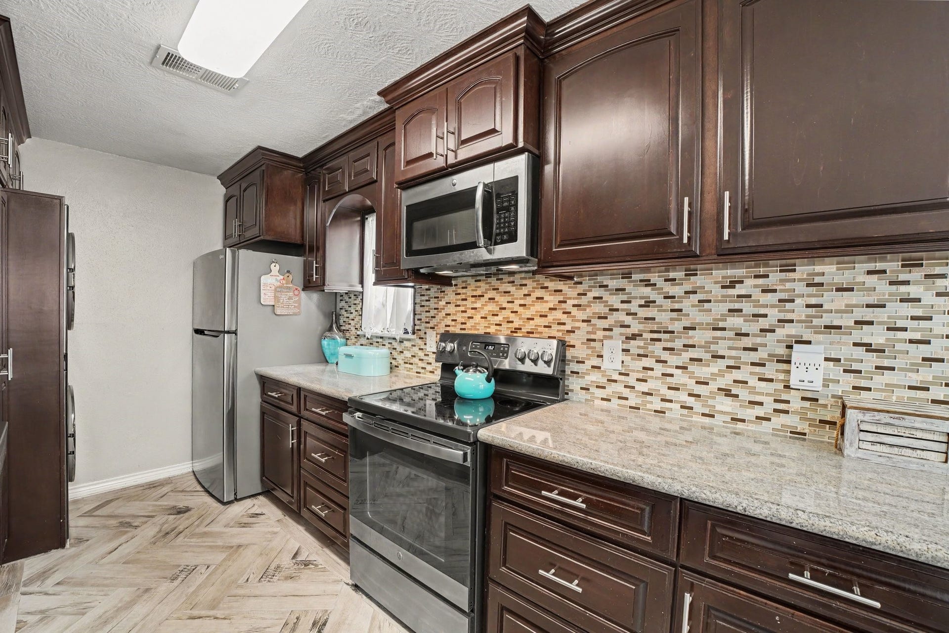 18800 Egret Bay Boulevard, #703, Webster, TX 77058