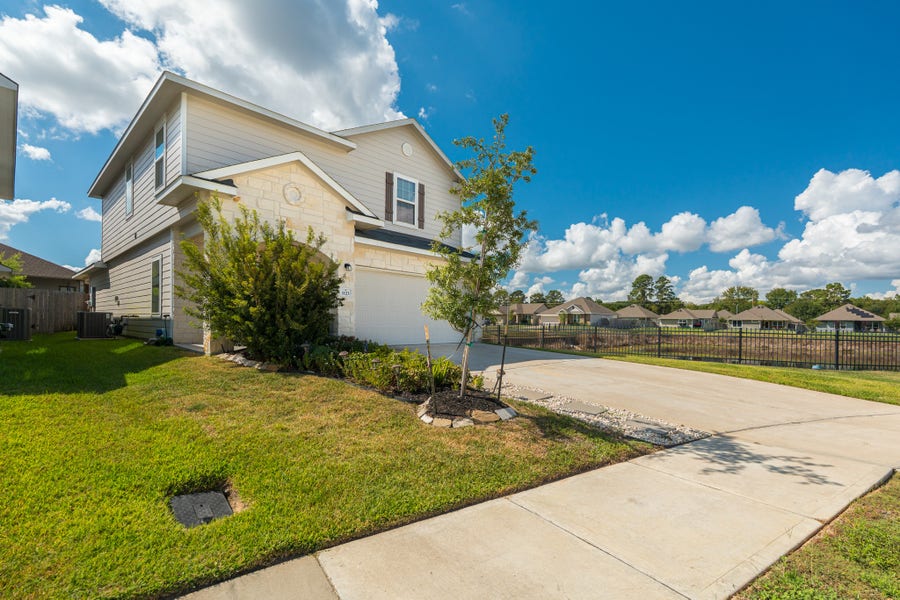 Property photo for 1123 Magnolia Branch Lane, Tomball, TX