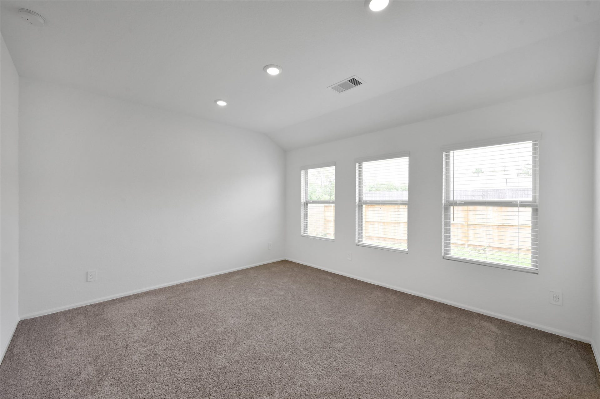 3609 Oakvale Drive, Conroe, TX 77301 3609 Oakvale Drive, Conroe, TX 77301