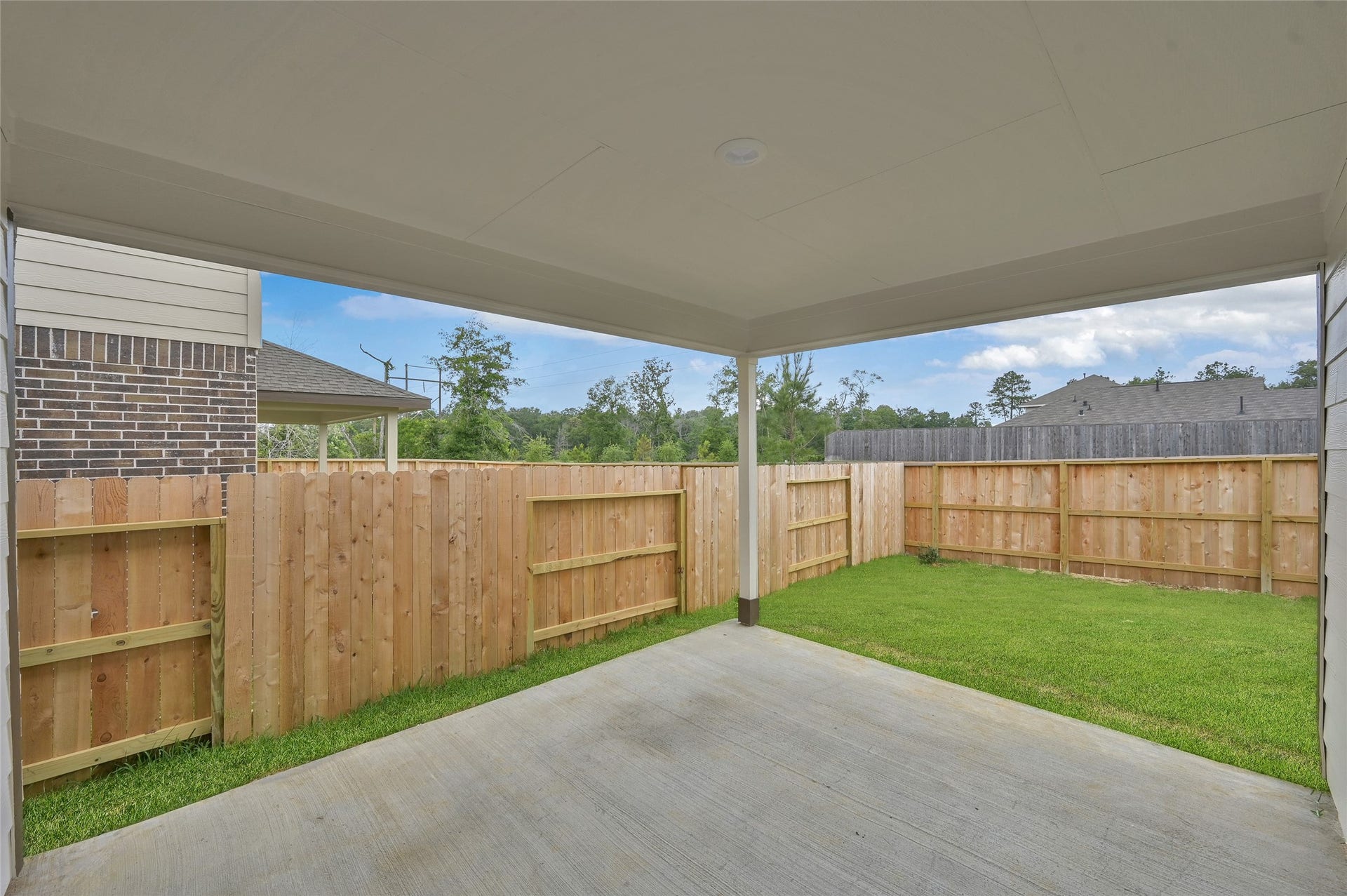 3609 Oakvale Drive, Conroe, TX 77301 3609 Oakvale Drive, Conroe, TX 77301