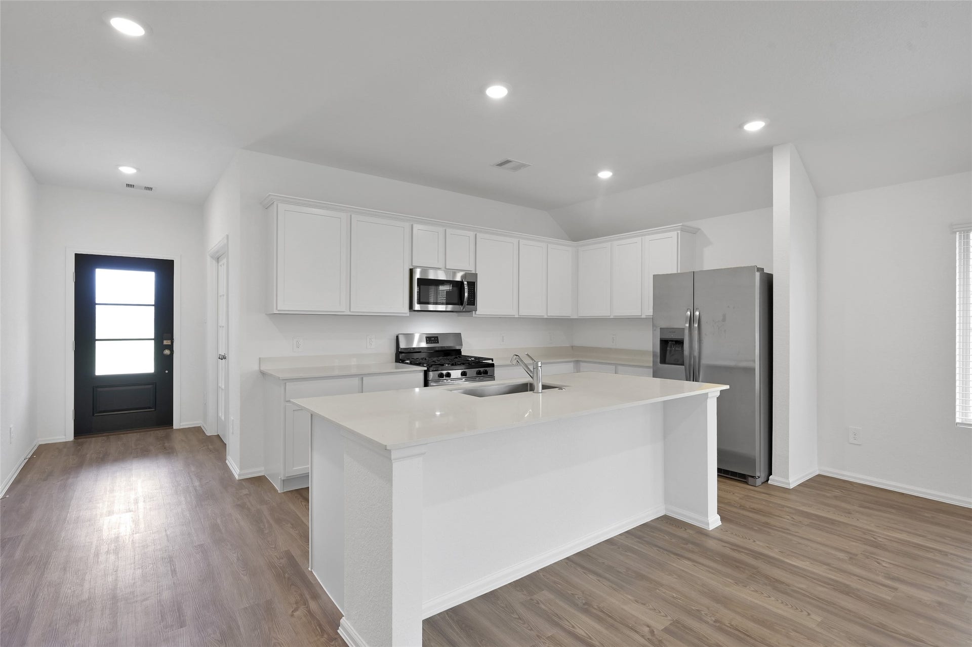 3609 Oakvale Drive, Conroe, TX 77301 3609 Oakvale Drive, Conroe, TX 77301