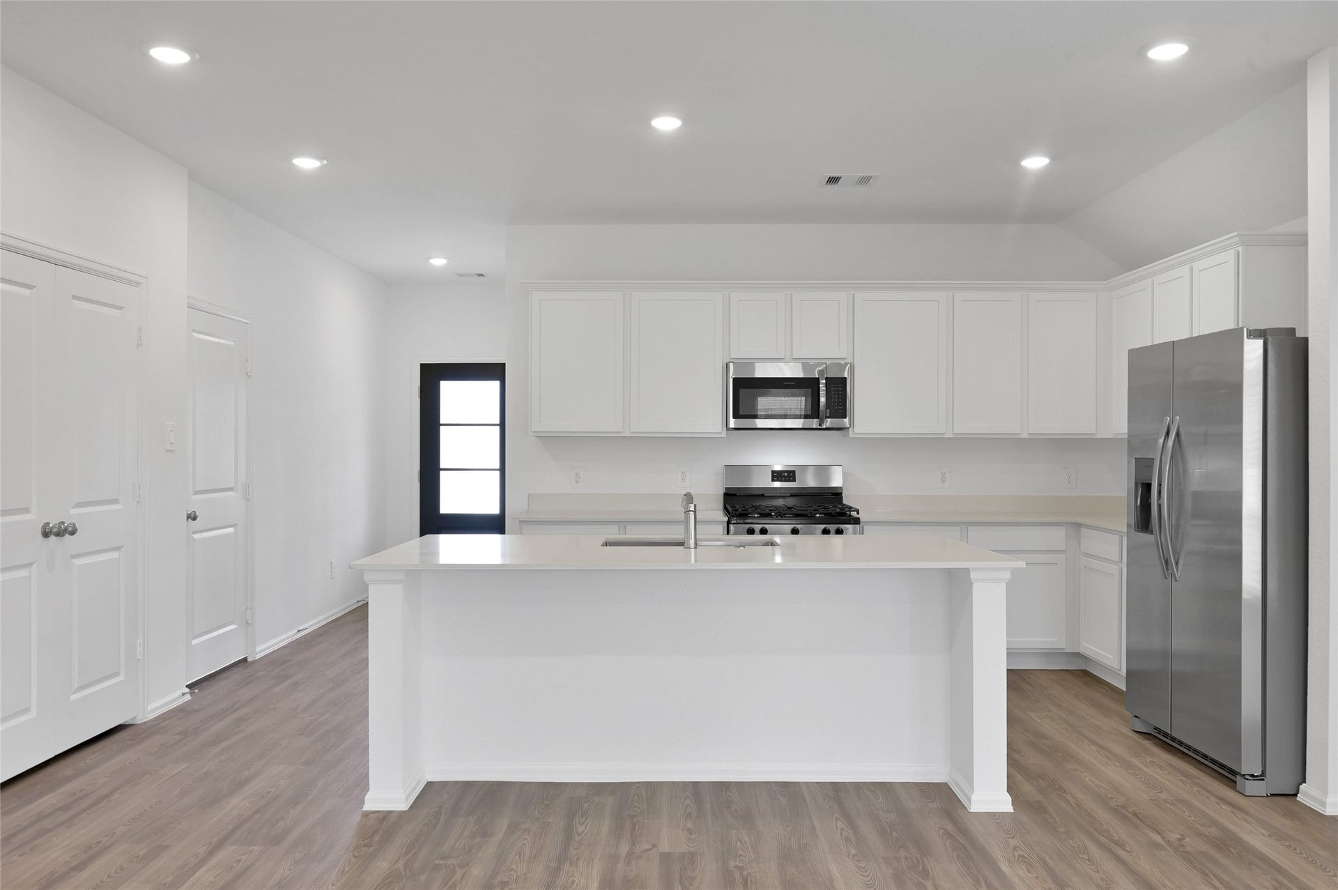 3609 Oakvale Drive, Conroe, TX 77301 3609 Oakvale Drive, Conroe, TX 77301