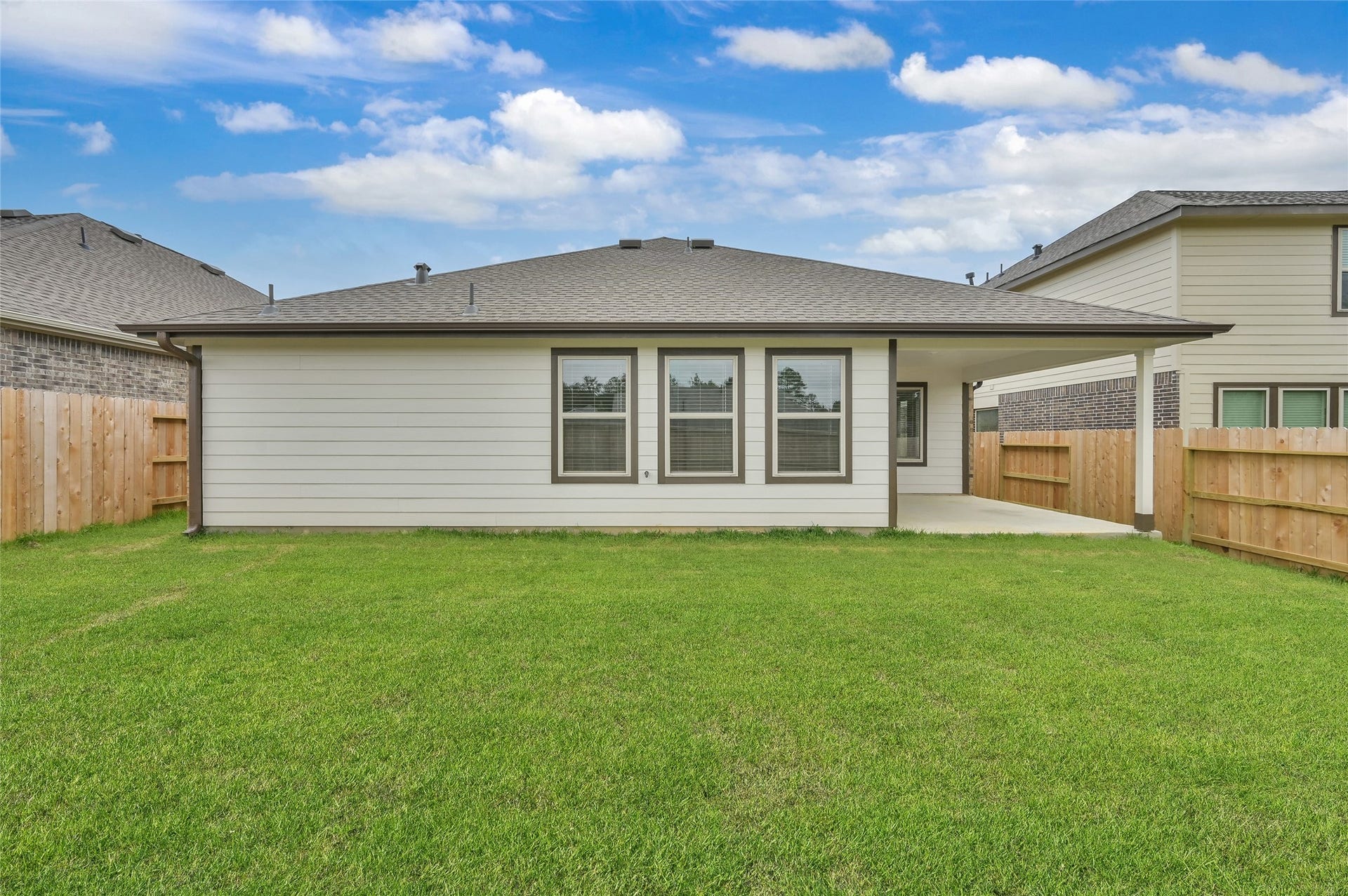 3609 Oakvale Drive, Conroe, TX 77301 3609 Oakvale Drive, Conroe, TX 77301