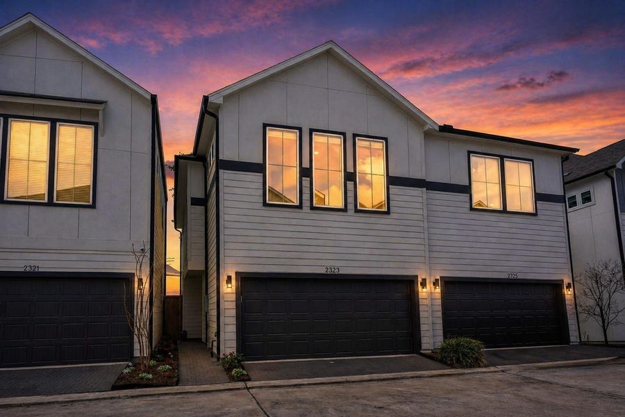 Property photo for 2323 Warhol Way, Houston, TX
