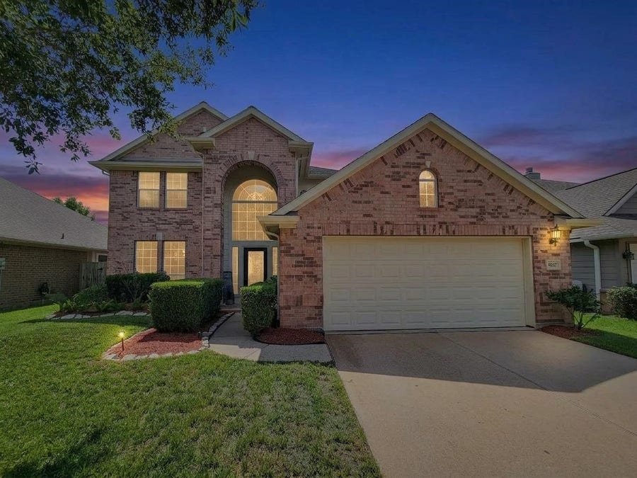 Property photo for 4027 Chestnut Bend Drive, Missouri City, TX