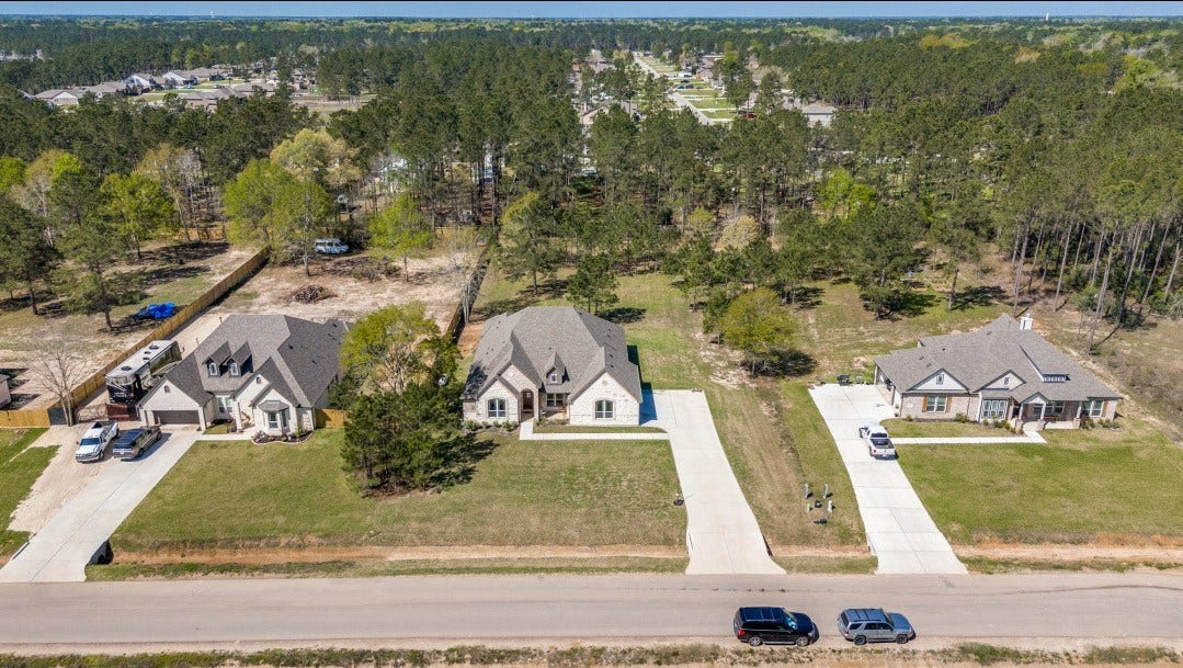 9741 Hardin St, Conroe, TX 77303