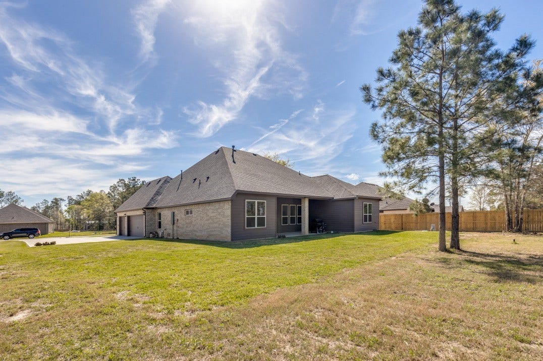 9741 Hardin St, Conroe, TX 77303