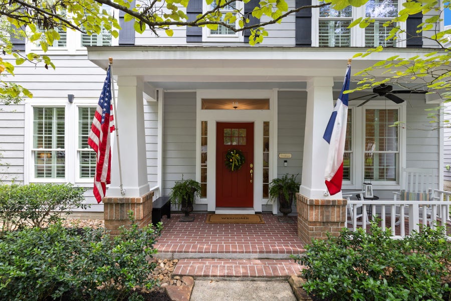 Property photo for 18 Courtland Green Street, The Woodlands, TX