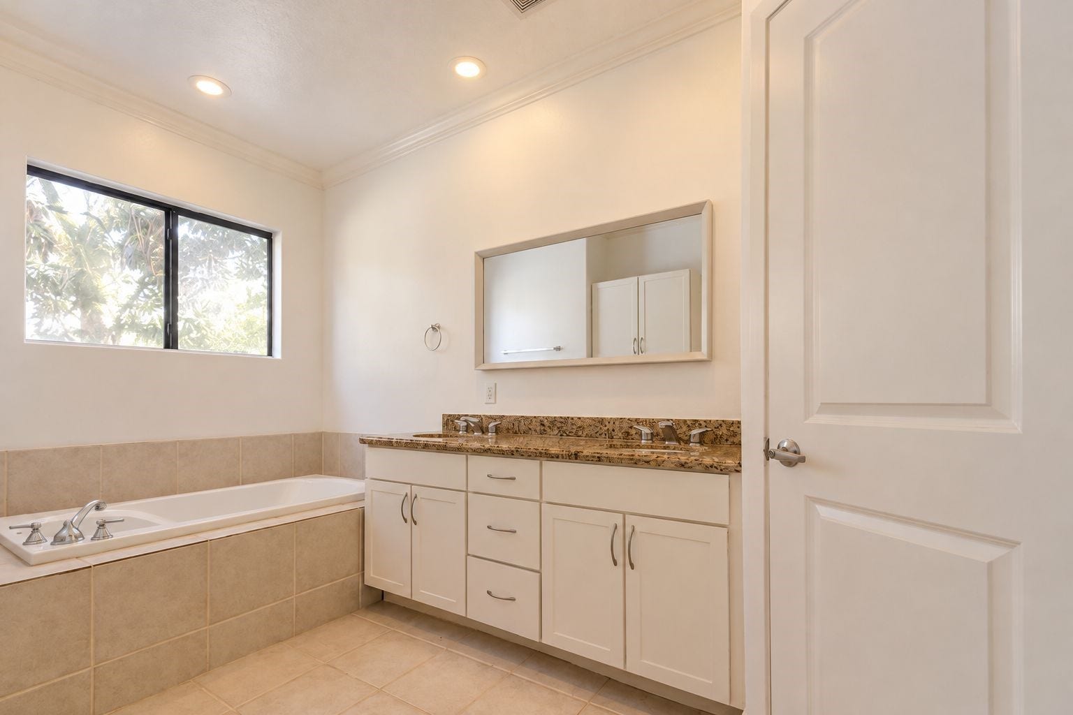 2547 Rusk Street, Houston, TX 77003 2547 Rusk Street, Houston, TX 77003