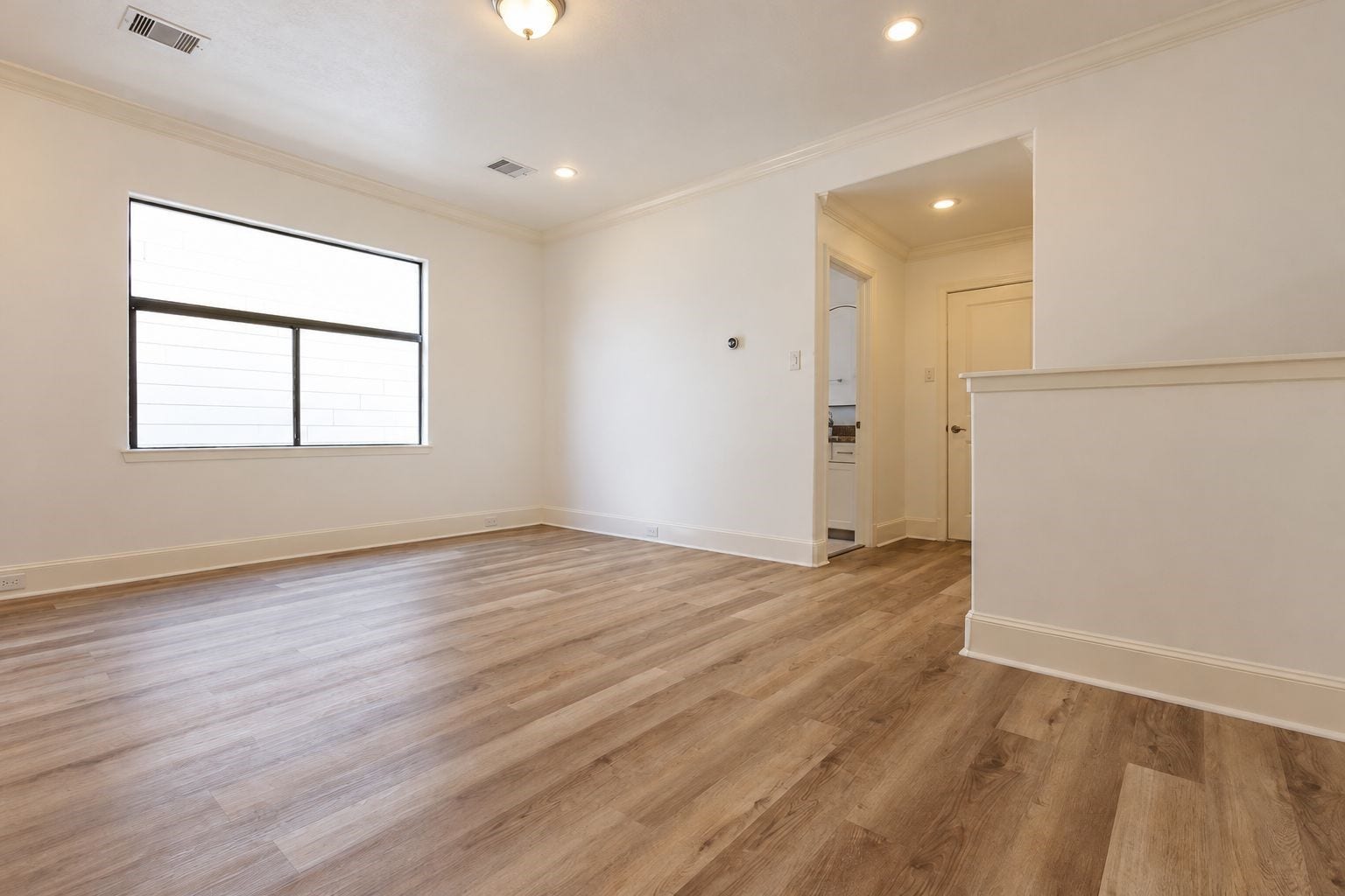 2547 Rusk Street, Houston, TX 77003 2547 Rusk Street, Houston, TX 77003