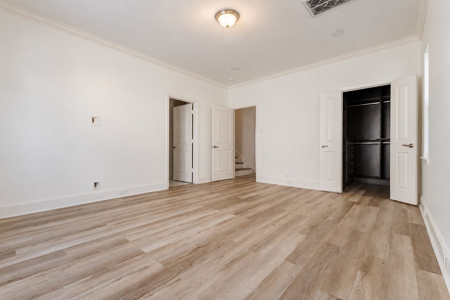 2547 Rusk Street, Houston, TX 77003 2547 Rusk Street, Houston, TX 77003