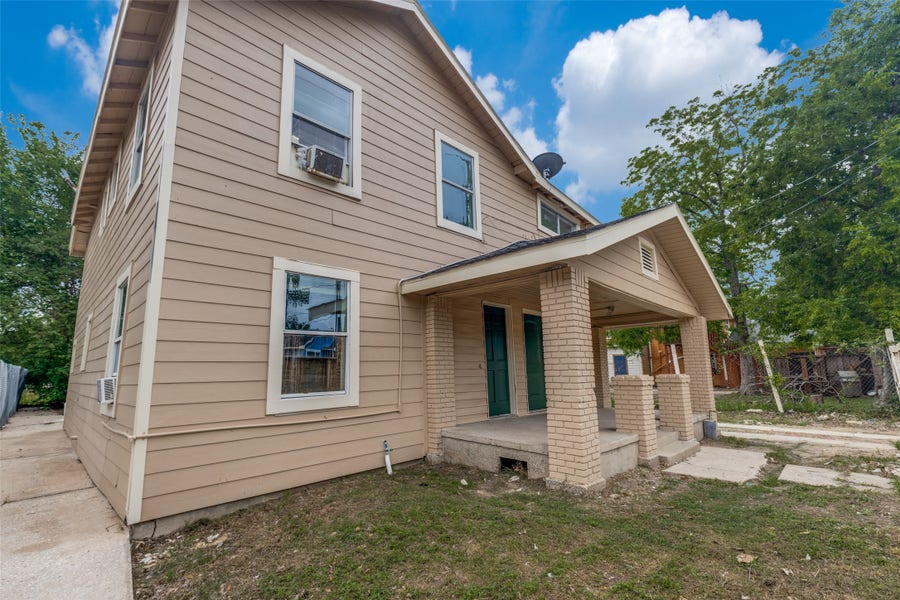 Property photo for 812 Maltby Street, Houston, TX