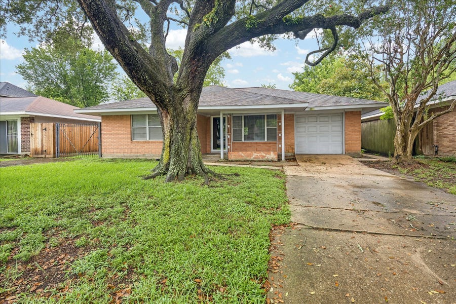 Property photo for 4029 Mcdermed Drive, Houston, TX
