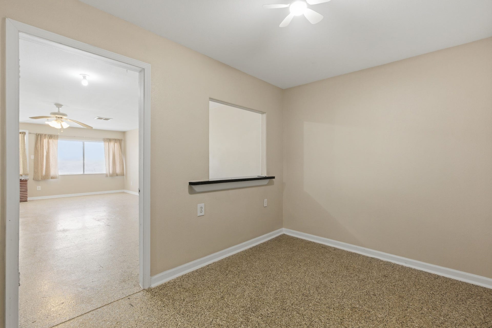 313 Grand Avenue, Bacliff, TX 77518 313 Grand Avenue, Bacliff, TX 77518