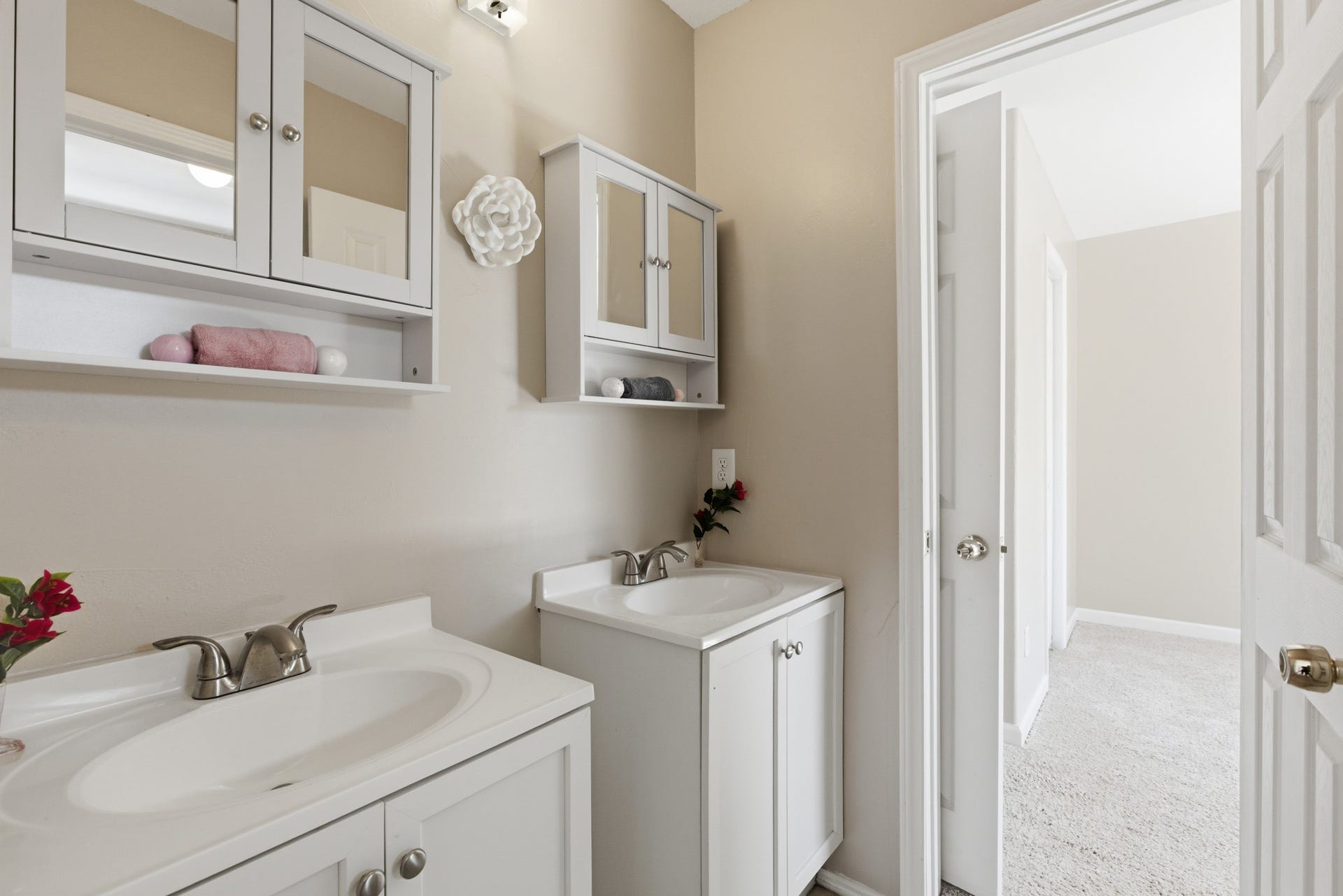 313 Grand Avenue, Bacliff, TX 77518 Bathroom 3