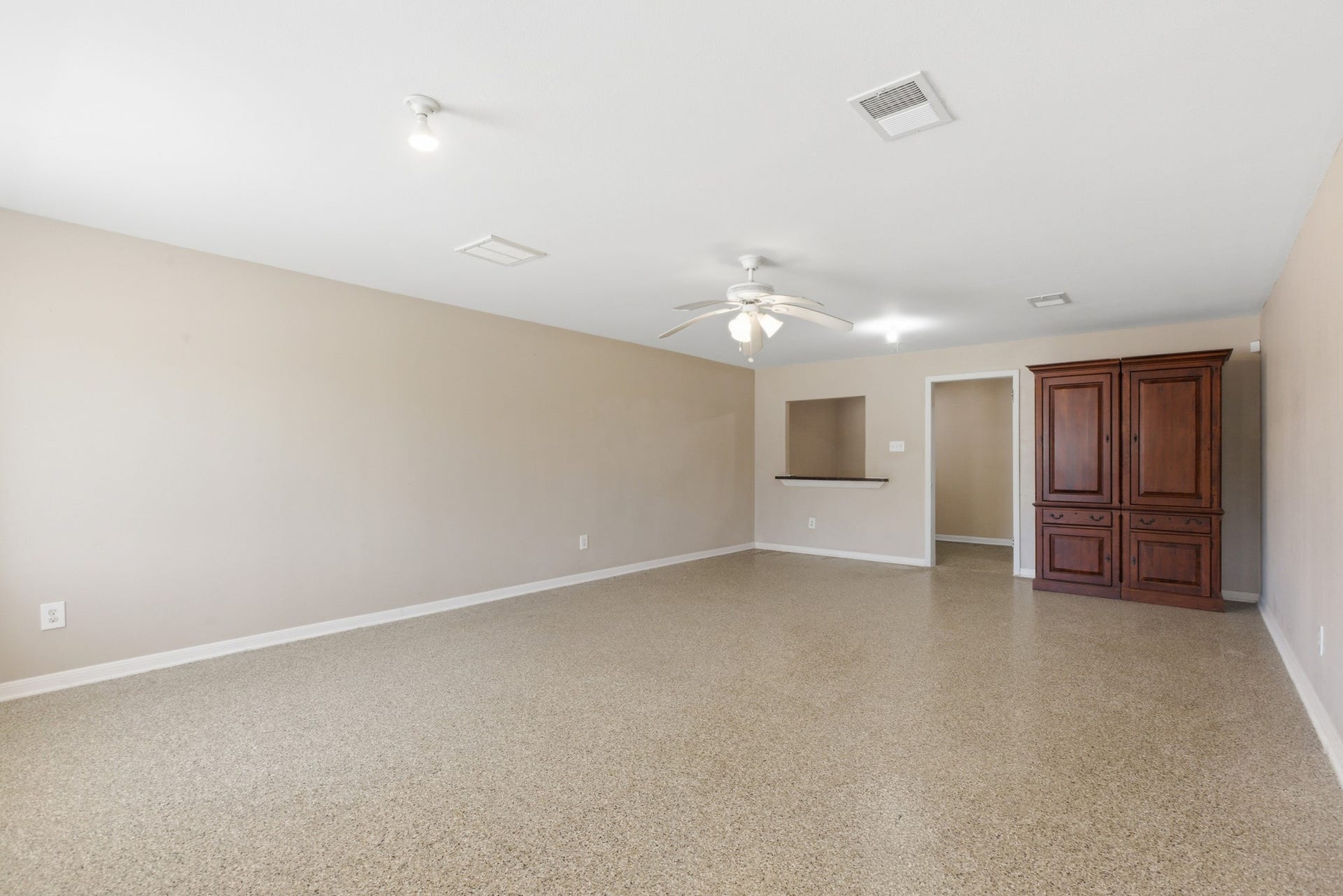 313 Grand Avenue, Bacliff, TX 77518 313 Grand Avenue, Bacliff, TX 77518