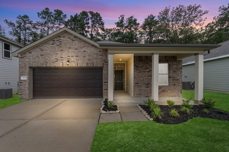 Property photo for 1040 Star Skye Drive, Brookshire, TX