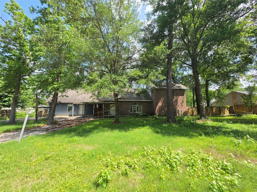 Property photo for 12222 Oak Hollow Lane, Pinehurst, TX