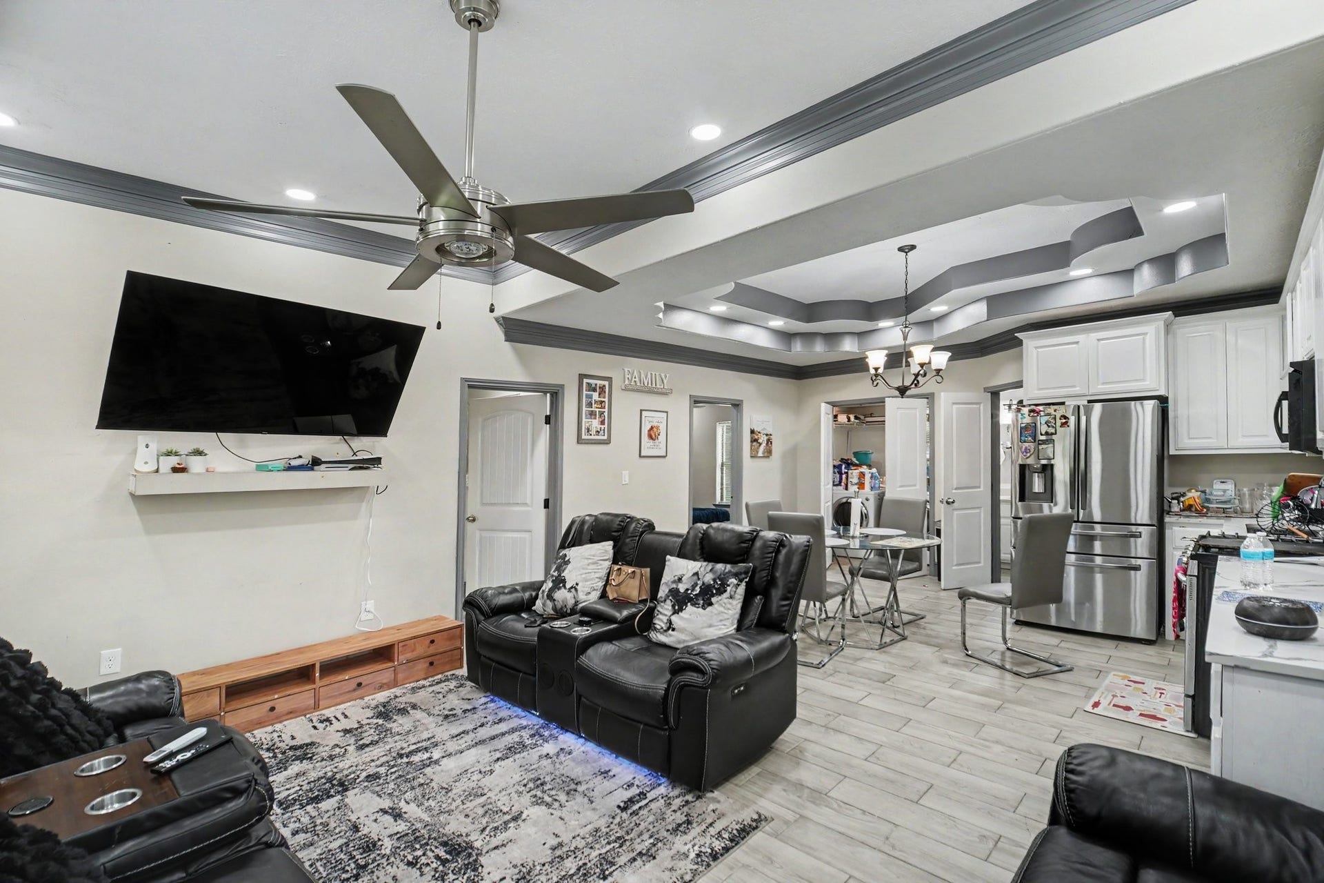 104 Virginia Street, South Houston, TX 77587 Duplex Occupied Downstairs unit