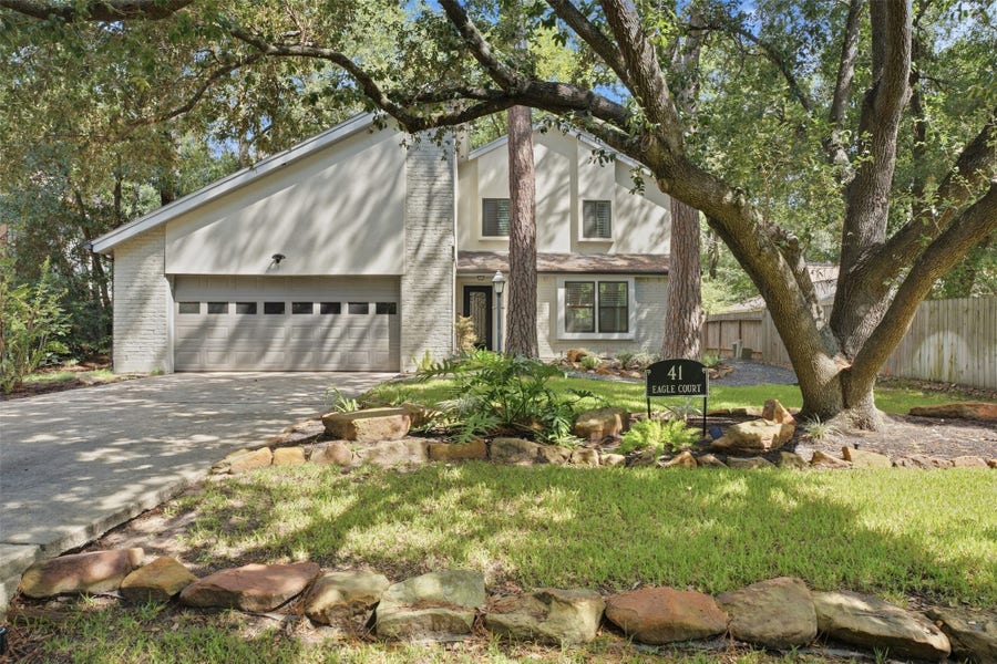 Property photo for 41 Eagle Court, The Woodlands, TX