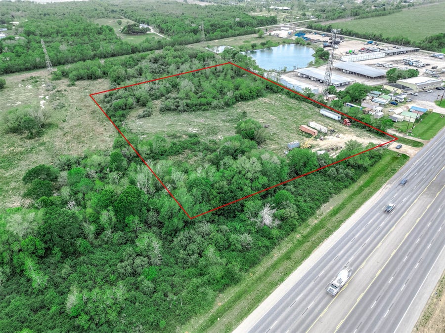 Property photo for 22652 Highway 6, Alvin, TX
