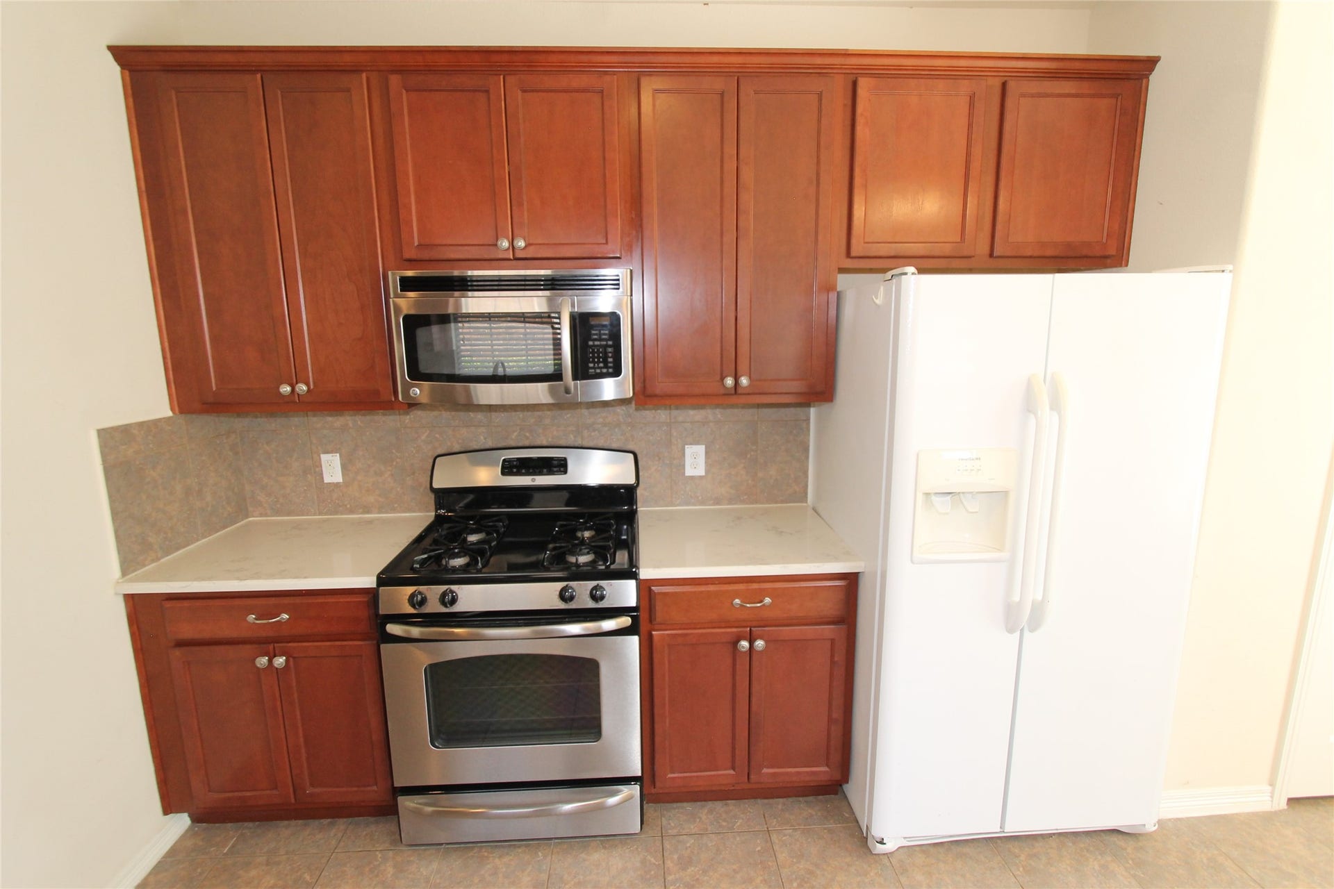 10930 Chazenwood Drive, Houston, TX 77064 10930 Chazenwood Drive, Houston, TX 77064