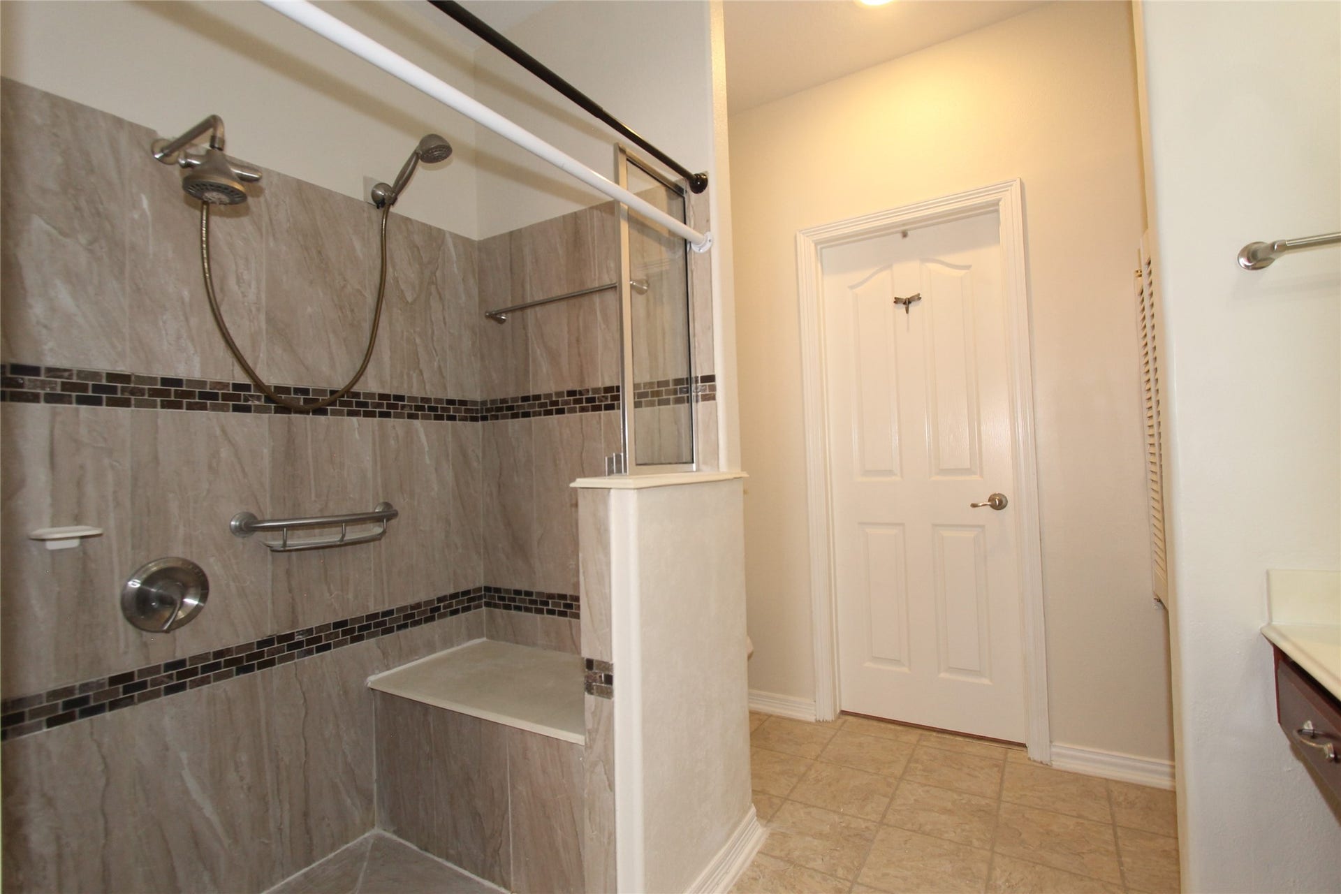10930 Chazenwood Drive, Houston, TX 77064 10930 Chazenwood Drive, Houston, TX 77064