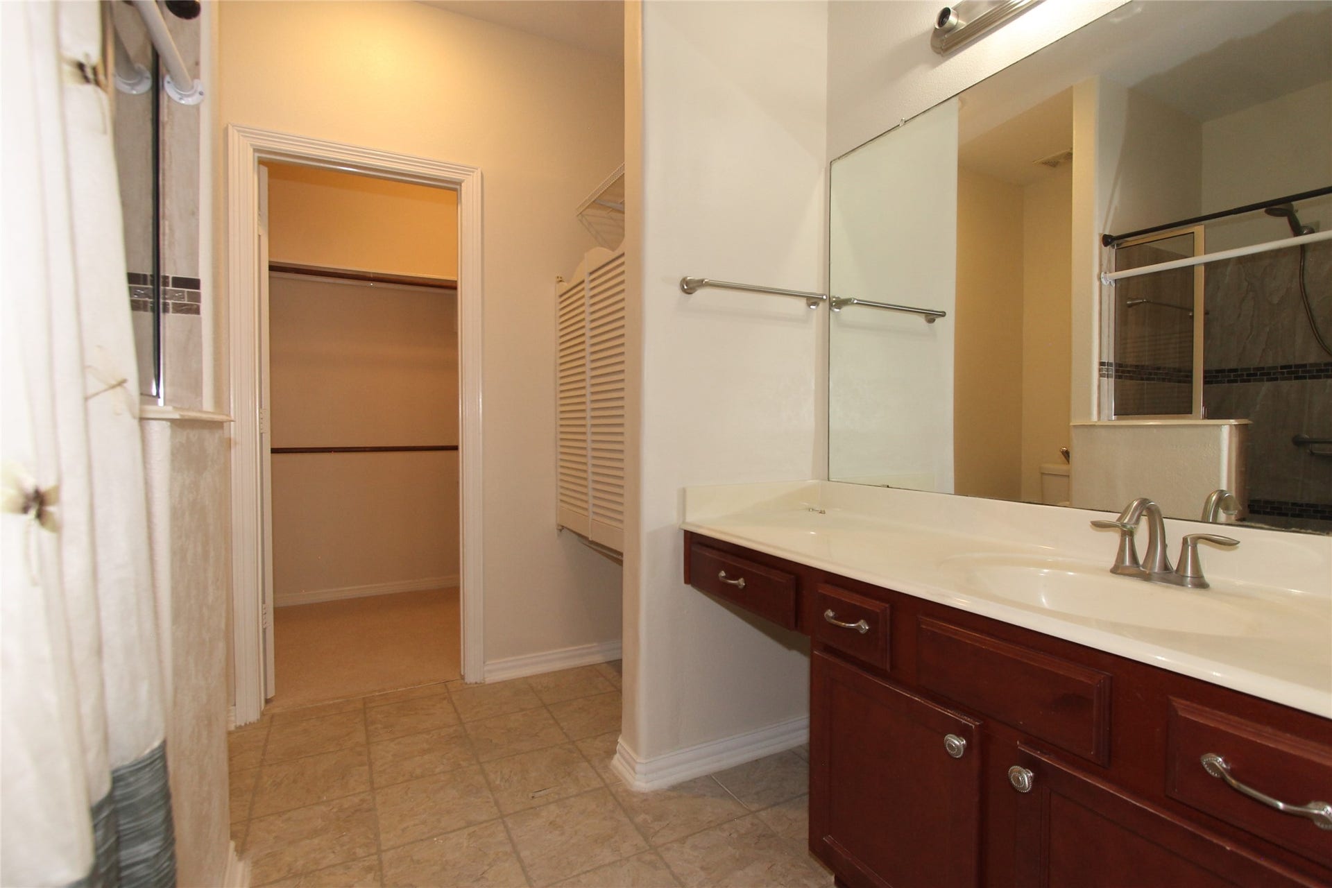 10930 Chazenwood Drive, Houston, TX 77064 10930 Chazenwood Drive, Houston, TX 77064