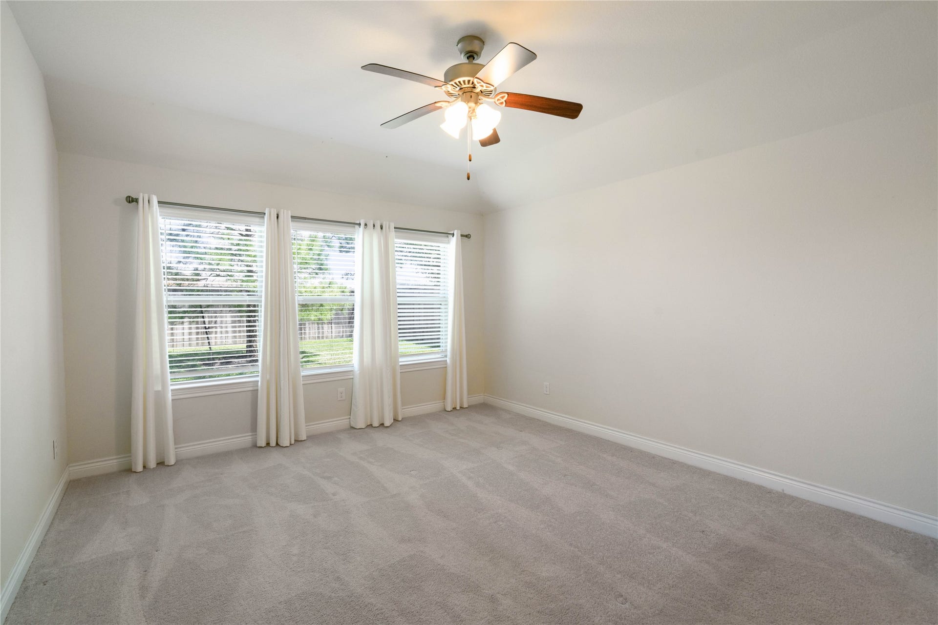 67 Pioneer Canyon Place, Tomball, TX 77375 67 Pioneer Canyon Place, Tomball, TX 77375