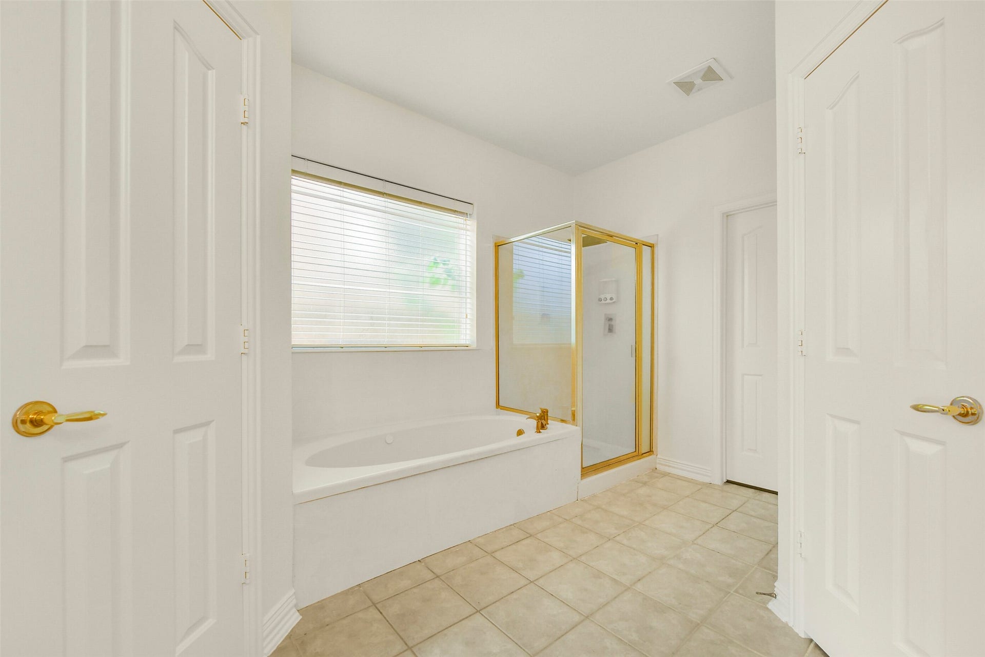 2806 Capecrest Drive, Pearland, TX 77584 2806 Capecrest Drive, Pearland, TX 77584