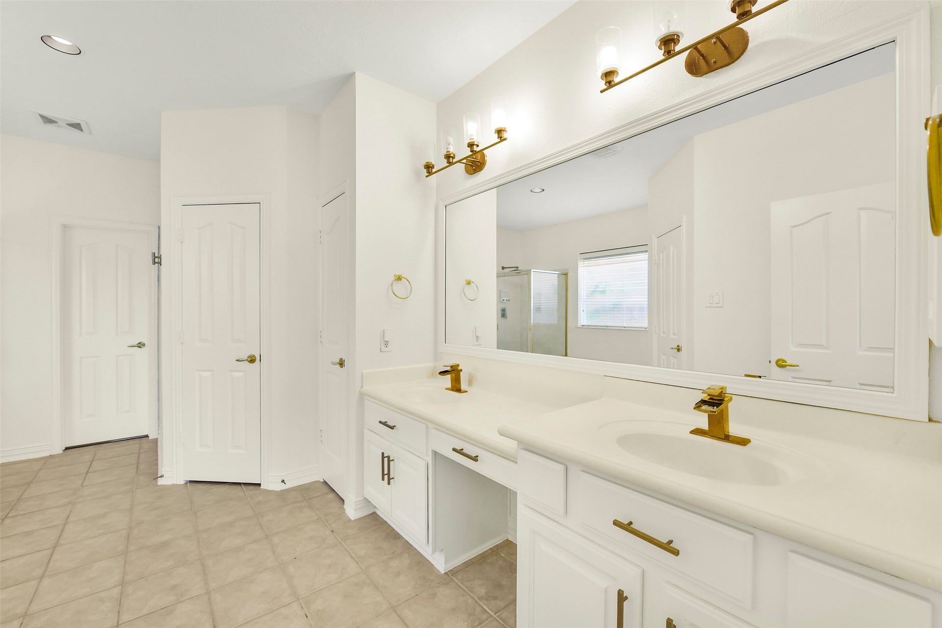 2806 Capecrest Drive, Pearland, TX 77584 2806 Capecrest Drive, Pearland, TX 77584