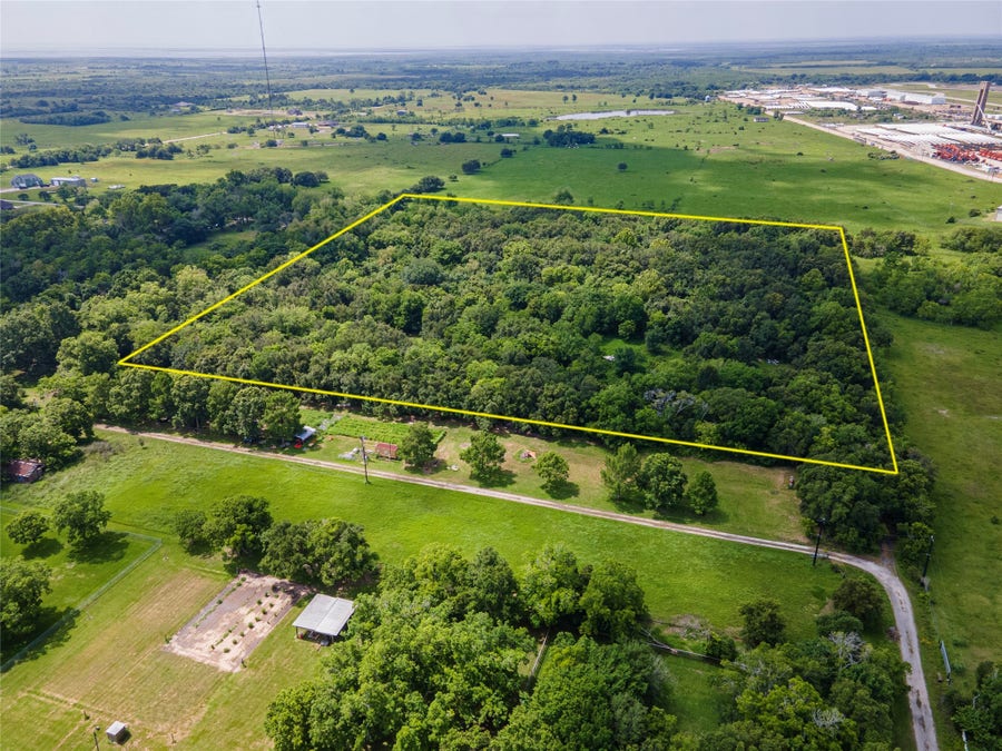 Property photo for 23 Custer, Hitchcock, TX