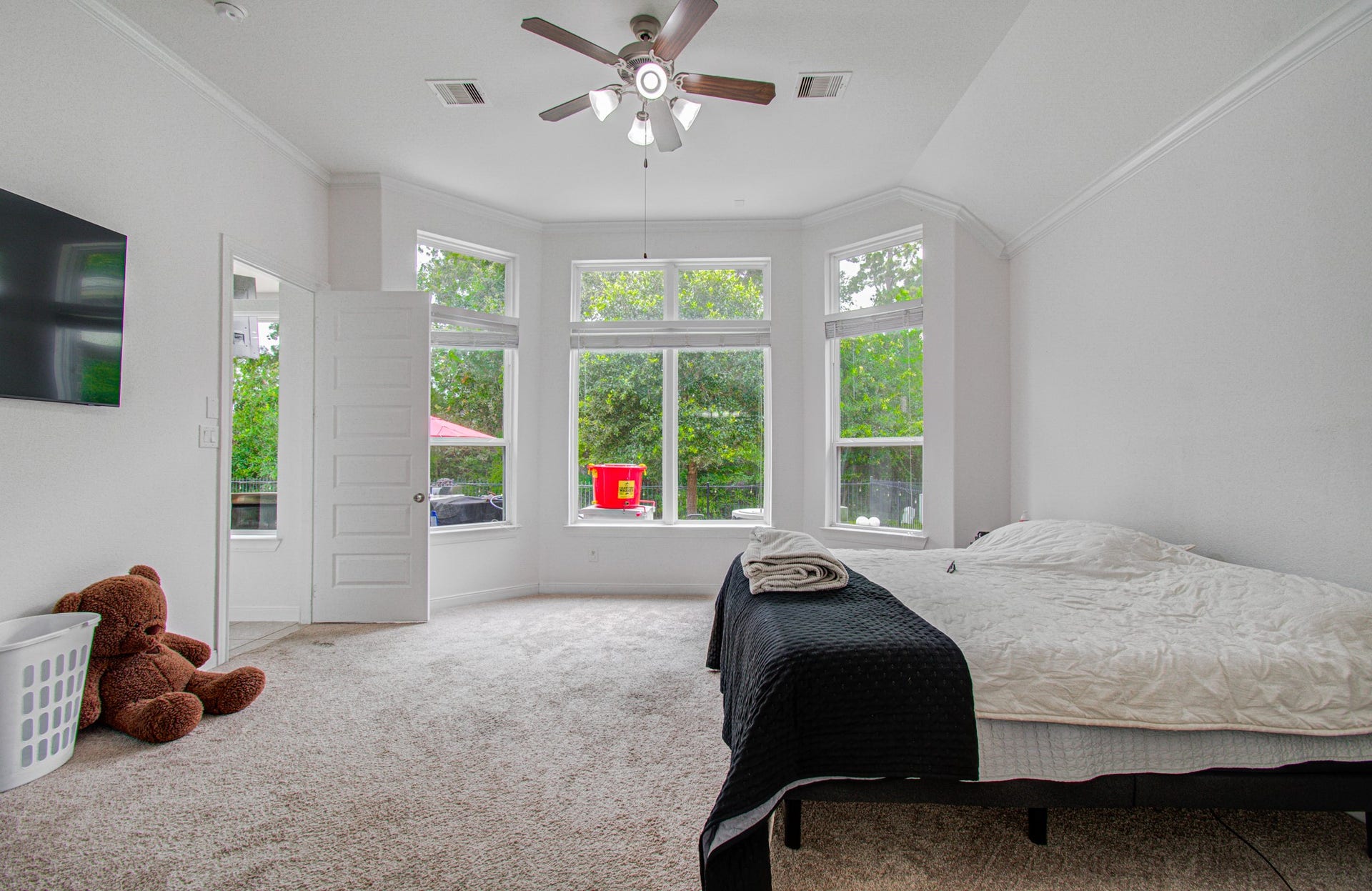 13812 N Lake Branch Lane, Houston, TX 77044