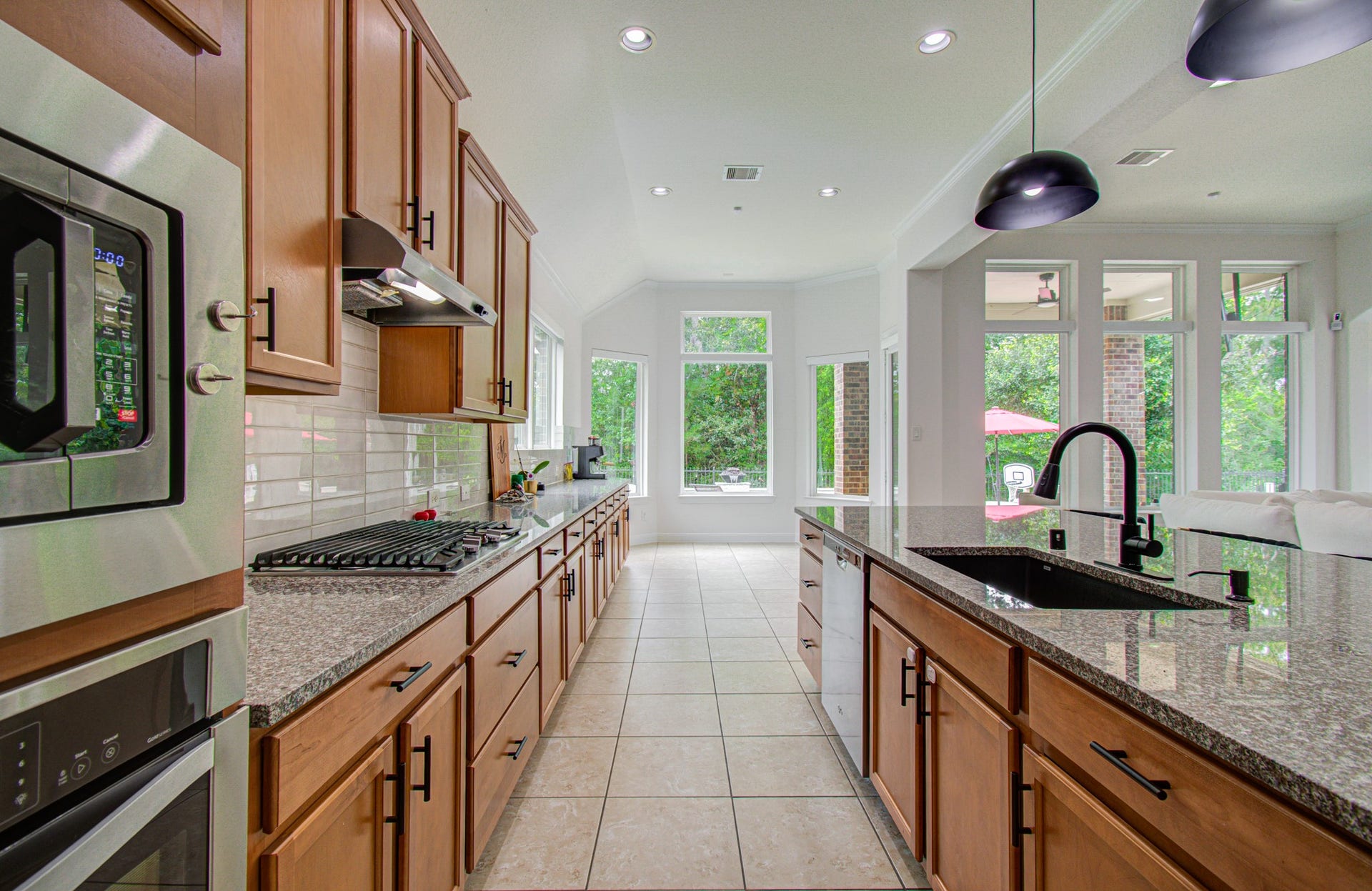 13812 N Lake Branch Lane, Houston, TX 77044