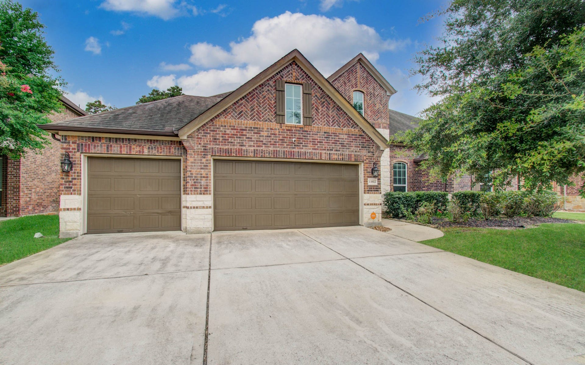 13812 N Lake Branch Lane, Houston, TX 77044