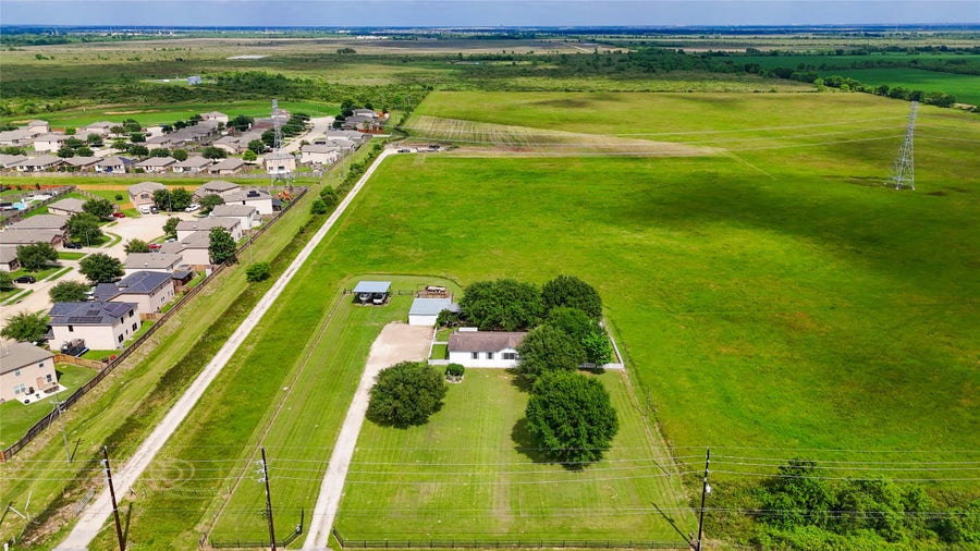 Property photo for 16070 Warren Ranch Road, Hockley, TX