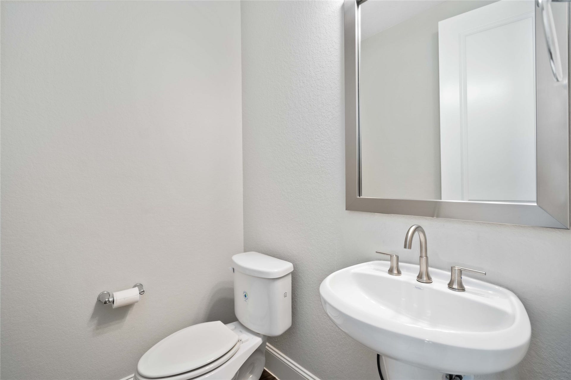 2710 Big Vine Court, Missouri City, TX 77459 Half Bath