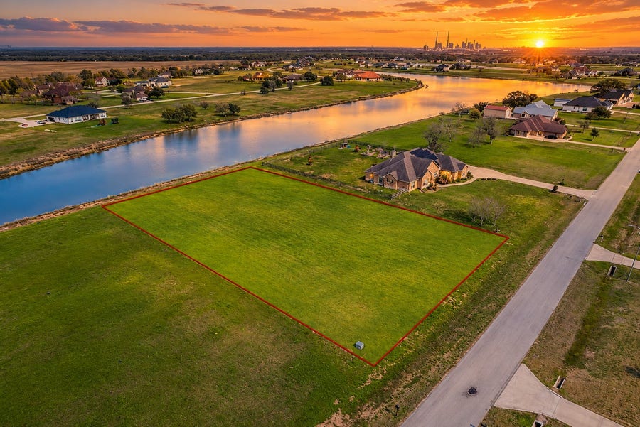 Property photo for 6818 Brazos Lakes Drive, Richmond, TX